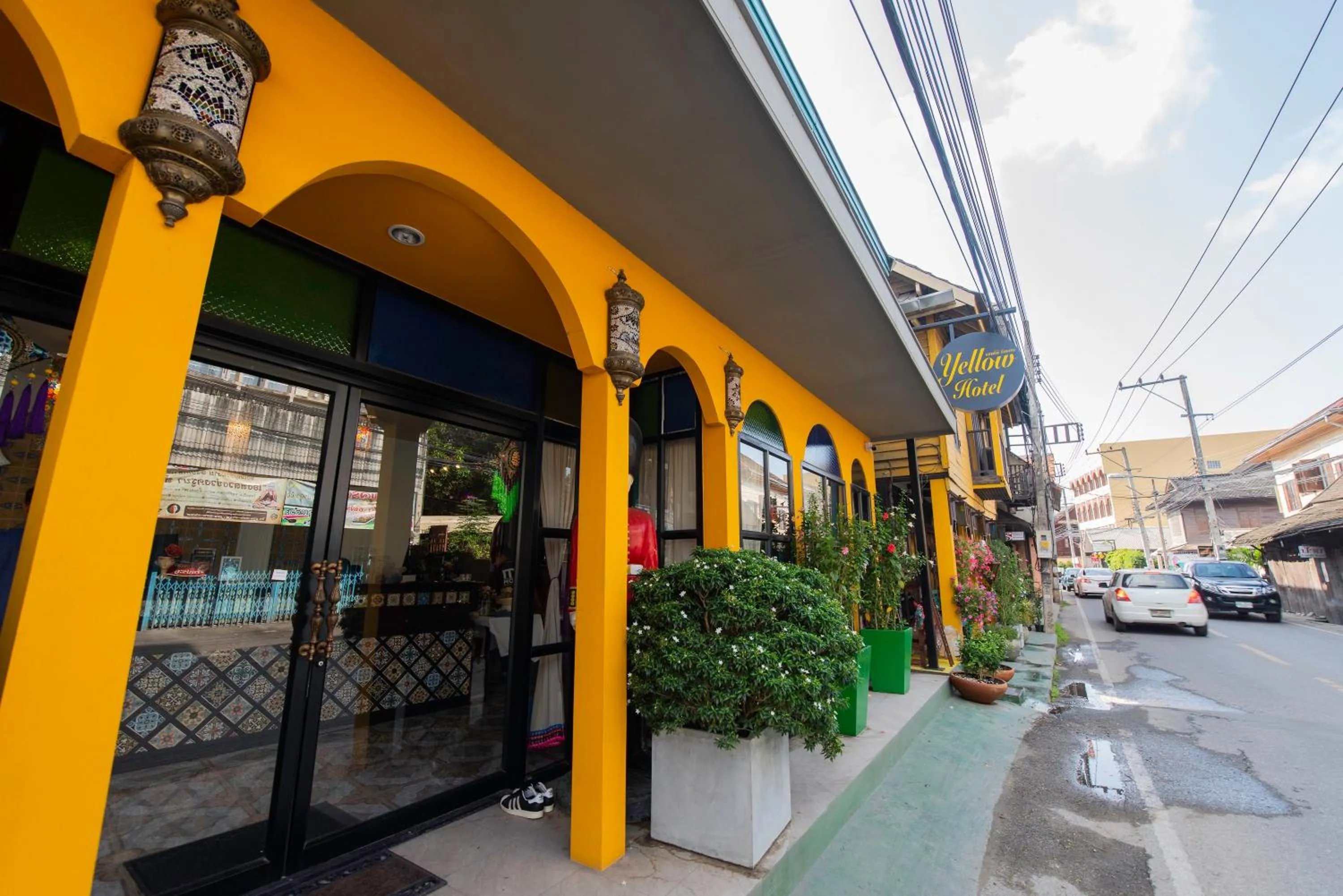 Facade/entrance in Yellow Lamoon Hotel