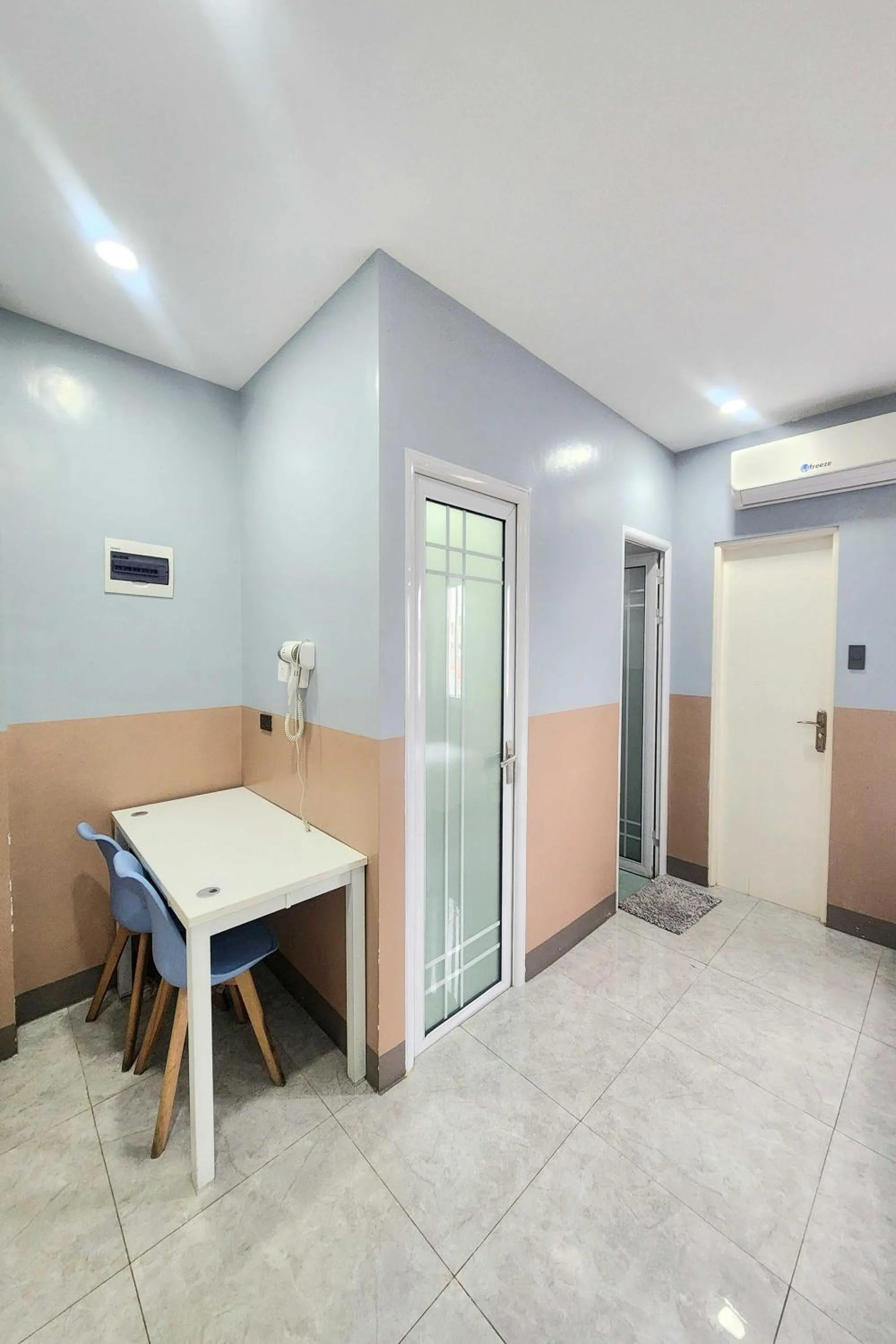 Dining area in Qingqing Hotel Pasay Manila near MOA