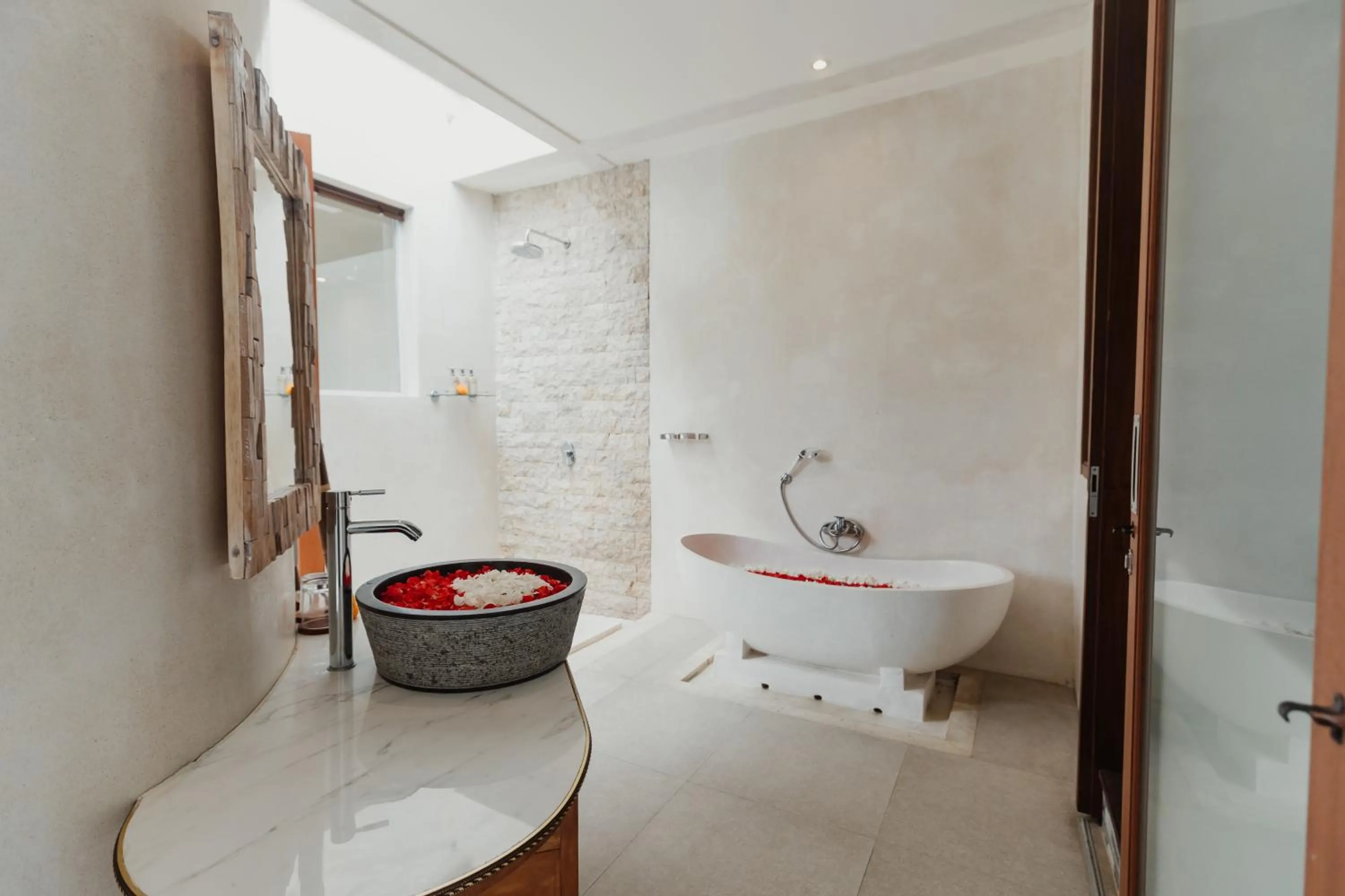 Shower in The Iyang Ubud