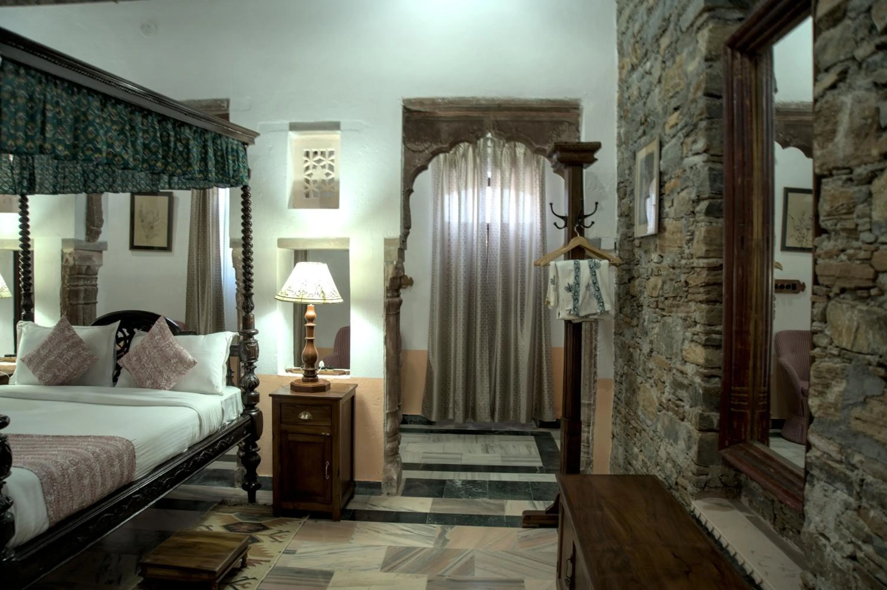 Bed in Shrisiddhpuram