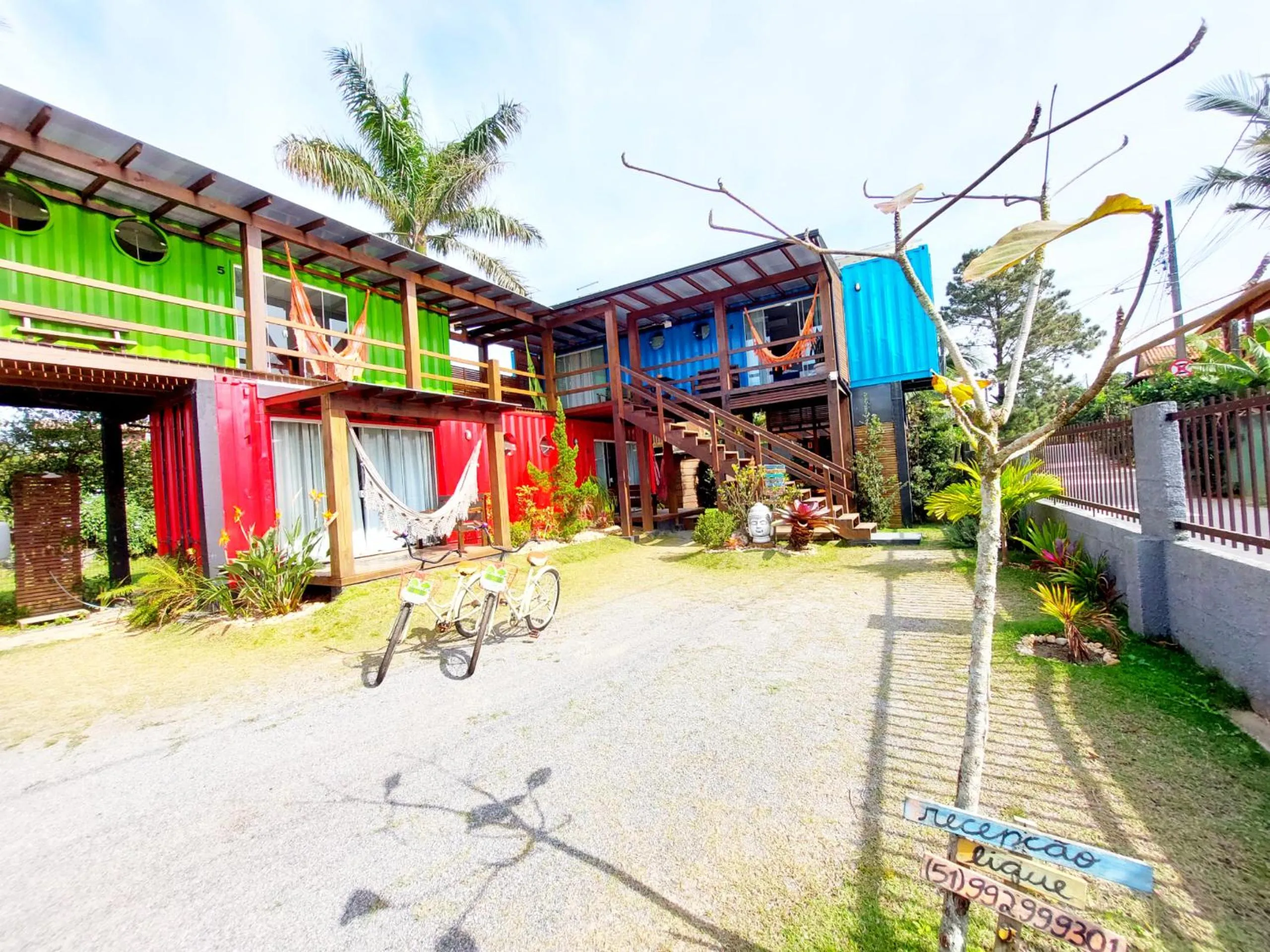 Facade/entrance in Pousada Container Eco Guarda