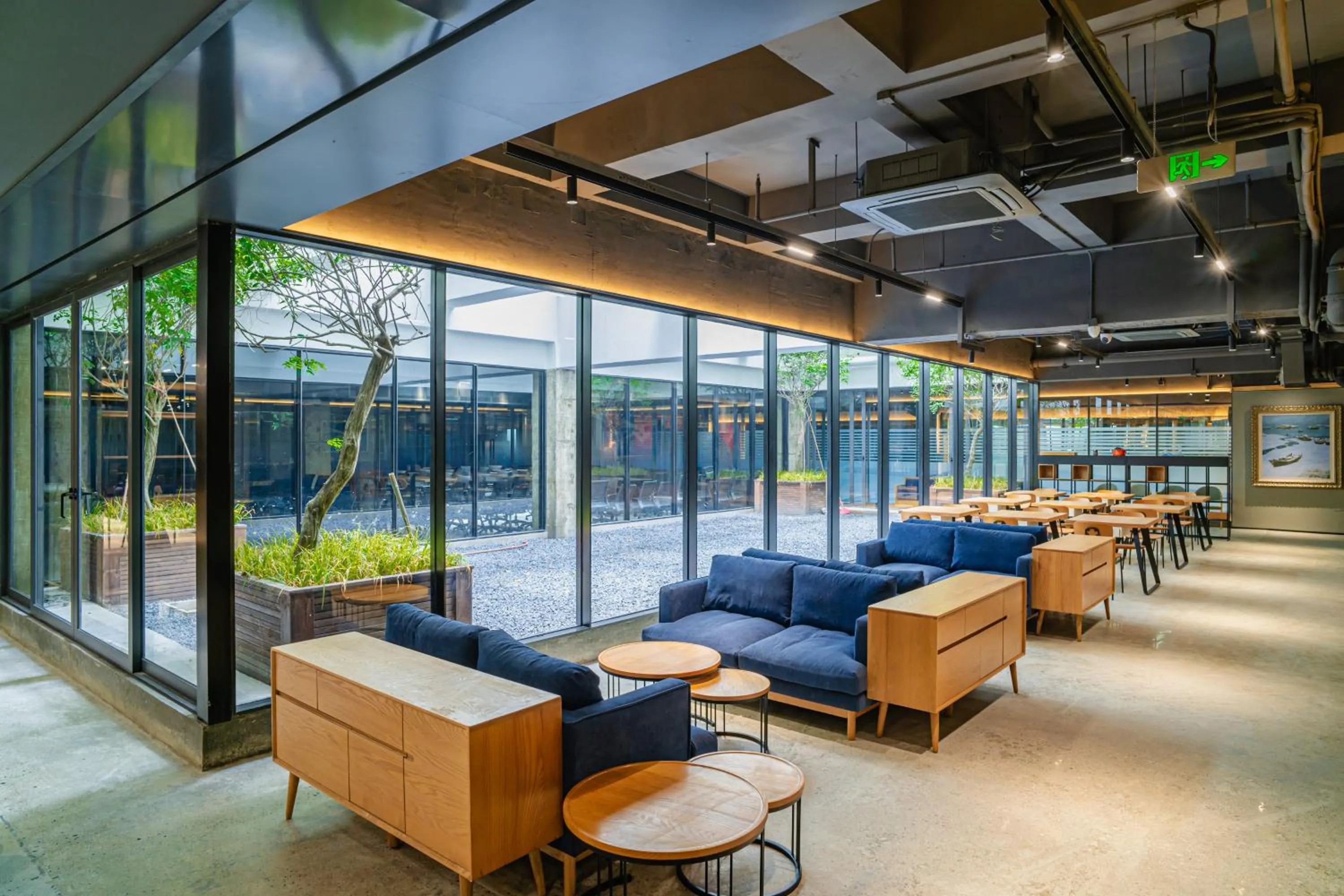 Library in Shanghai T Plus Hotel Residence