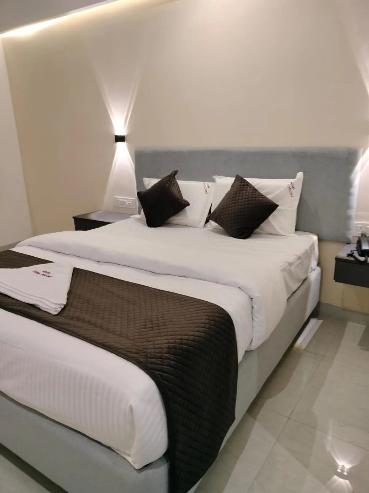 Bed in Hotel Paramount