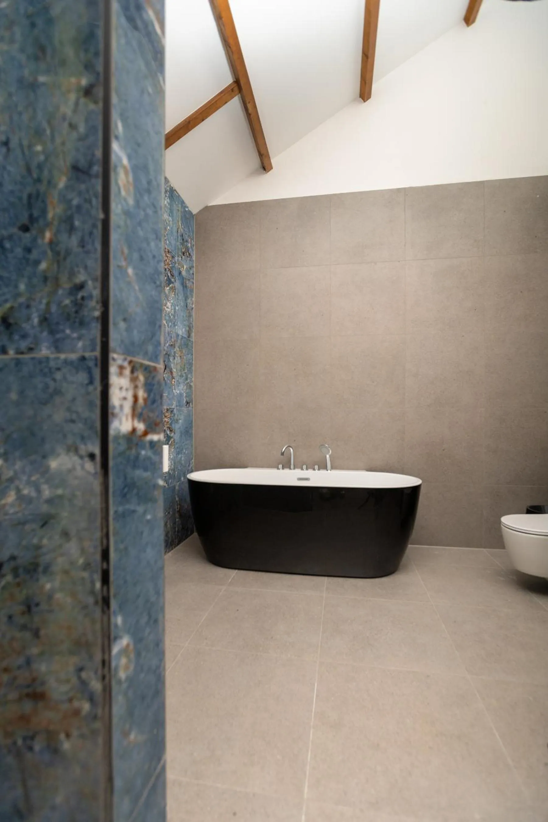 Bathroom in Hotel Twenty-Three Amsterdam Airport