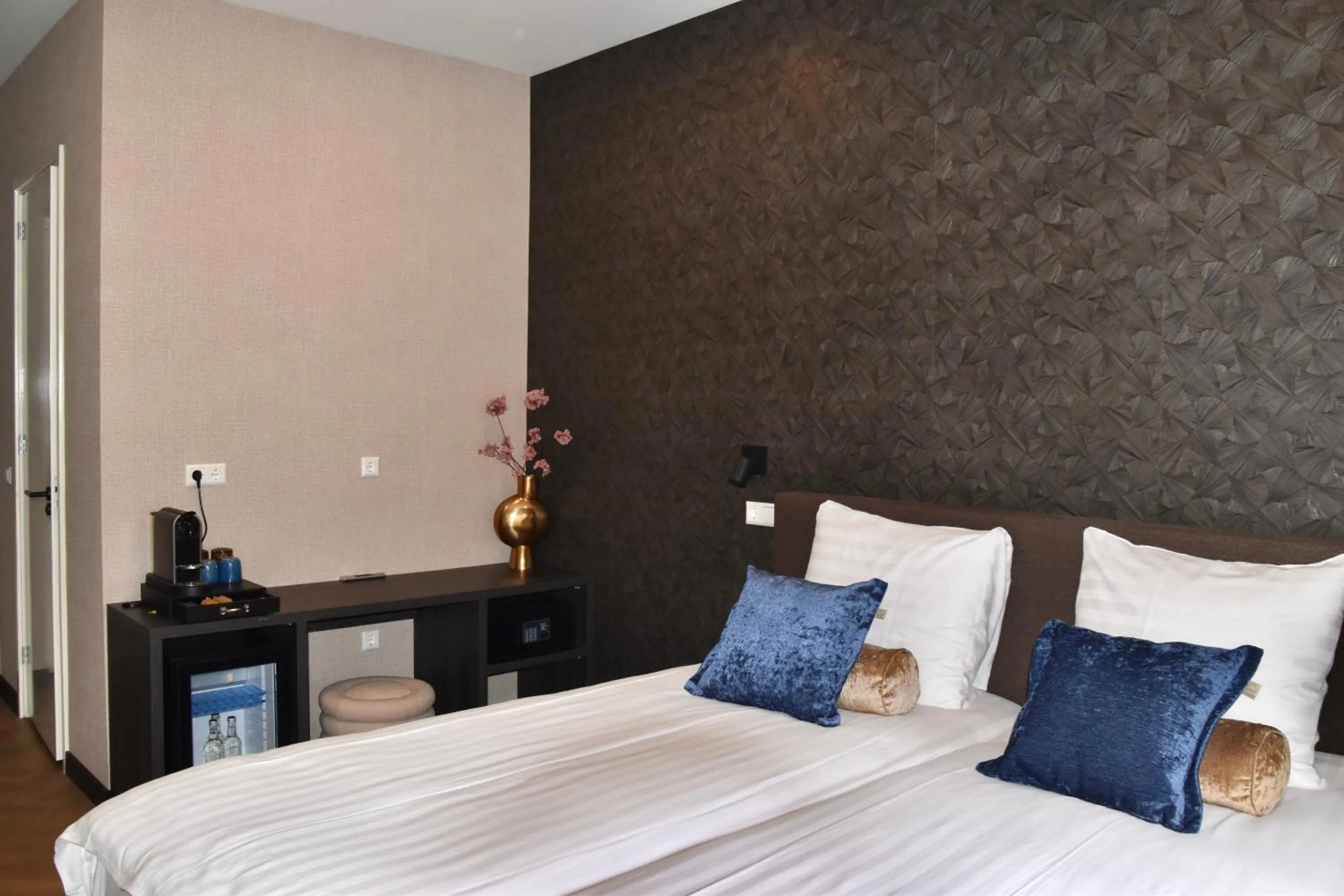 Bed in Hotel Twenty-Three Amsterdam Airport