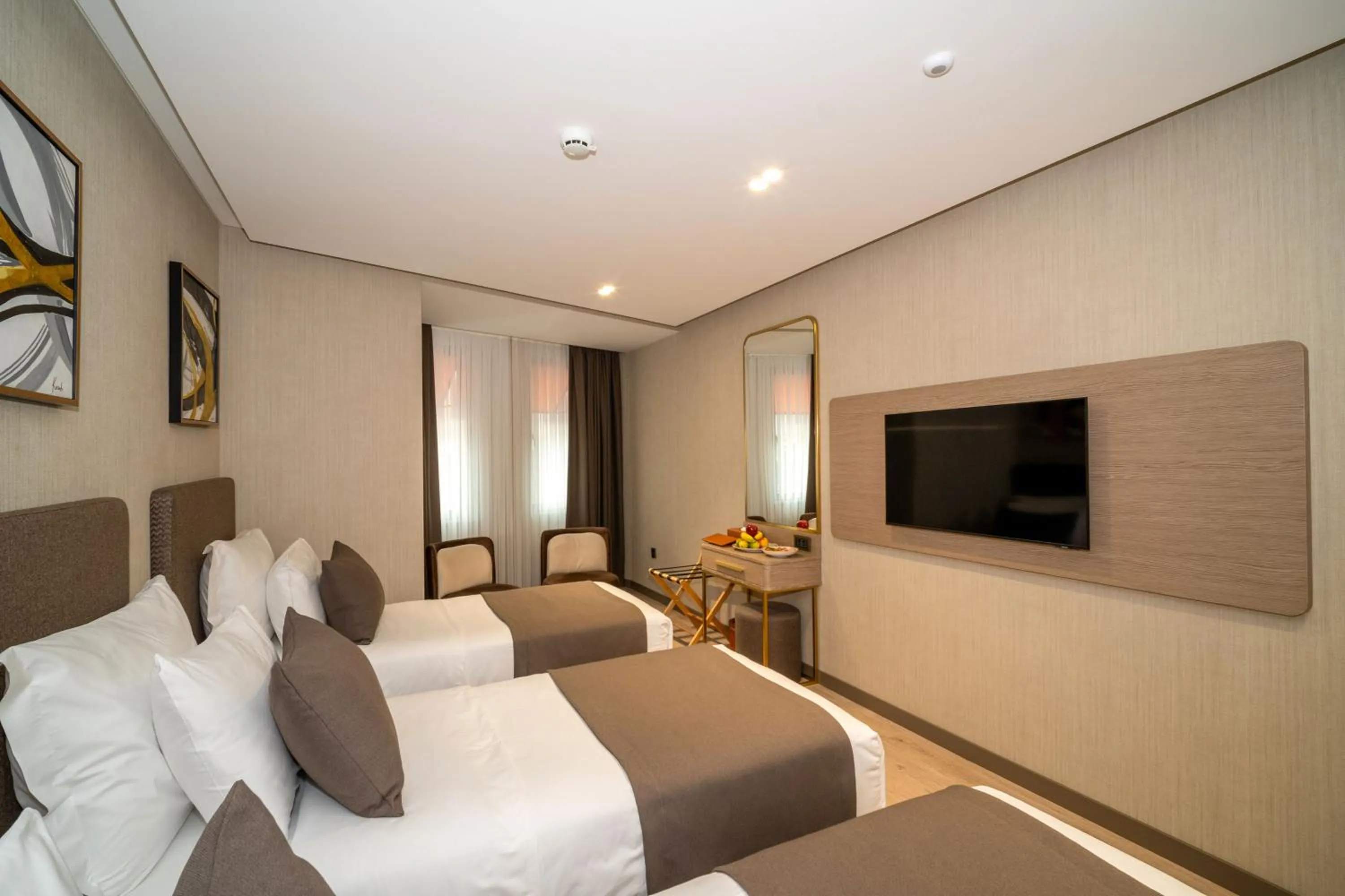 Bed in Rayelin Hotel Old Town