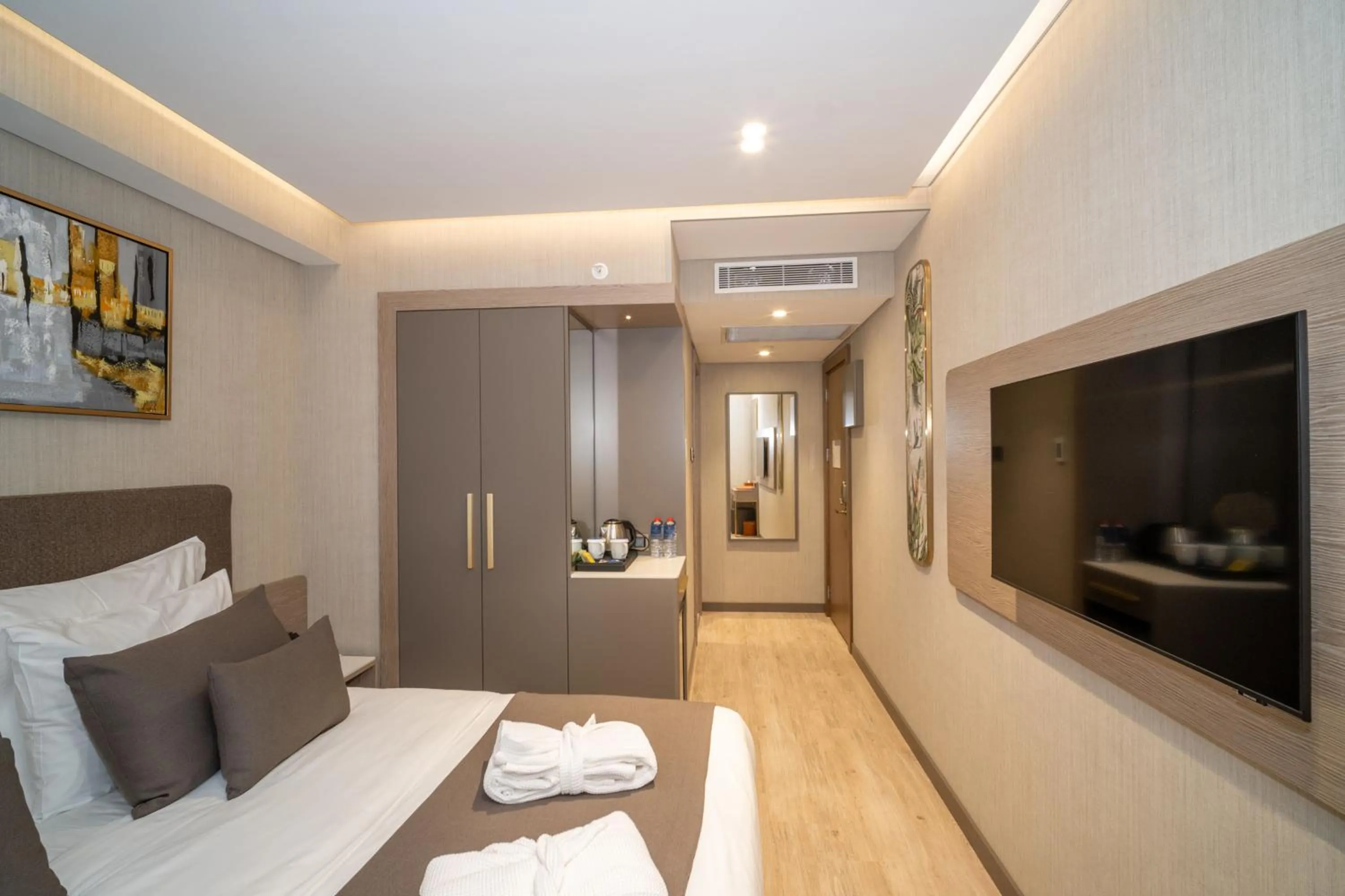 Bed in Rayelin Hotel Old Town