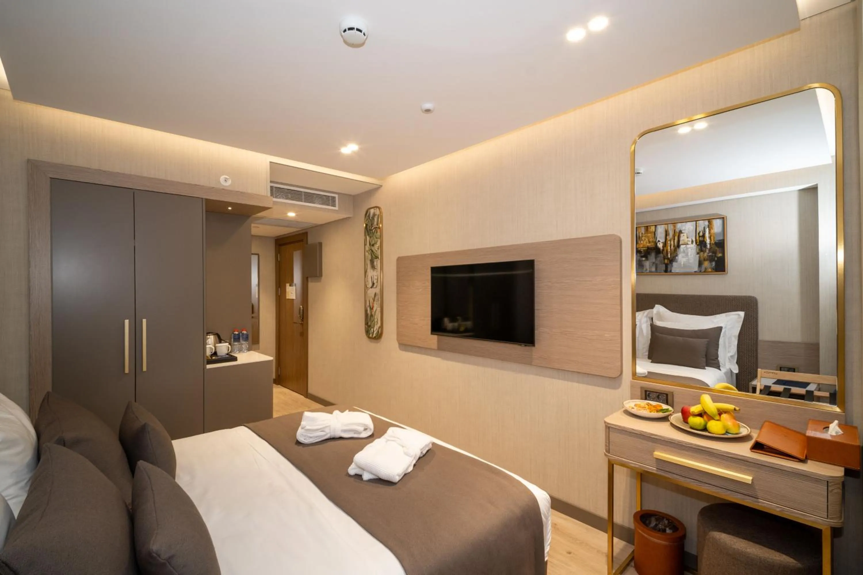 Bed in Rayelin Hotel Old Town