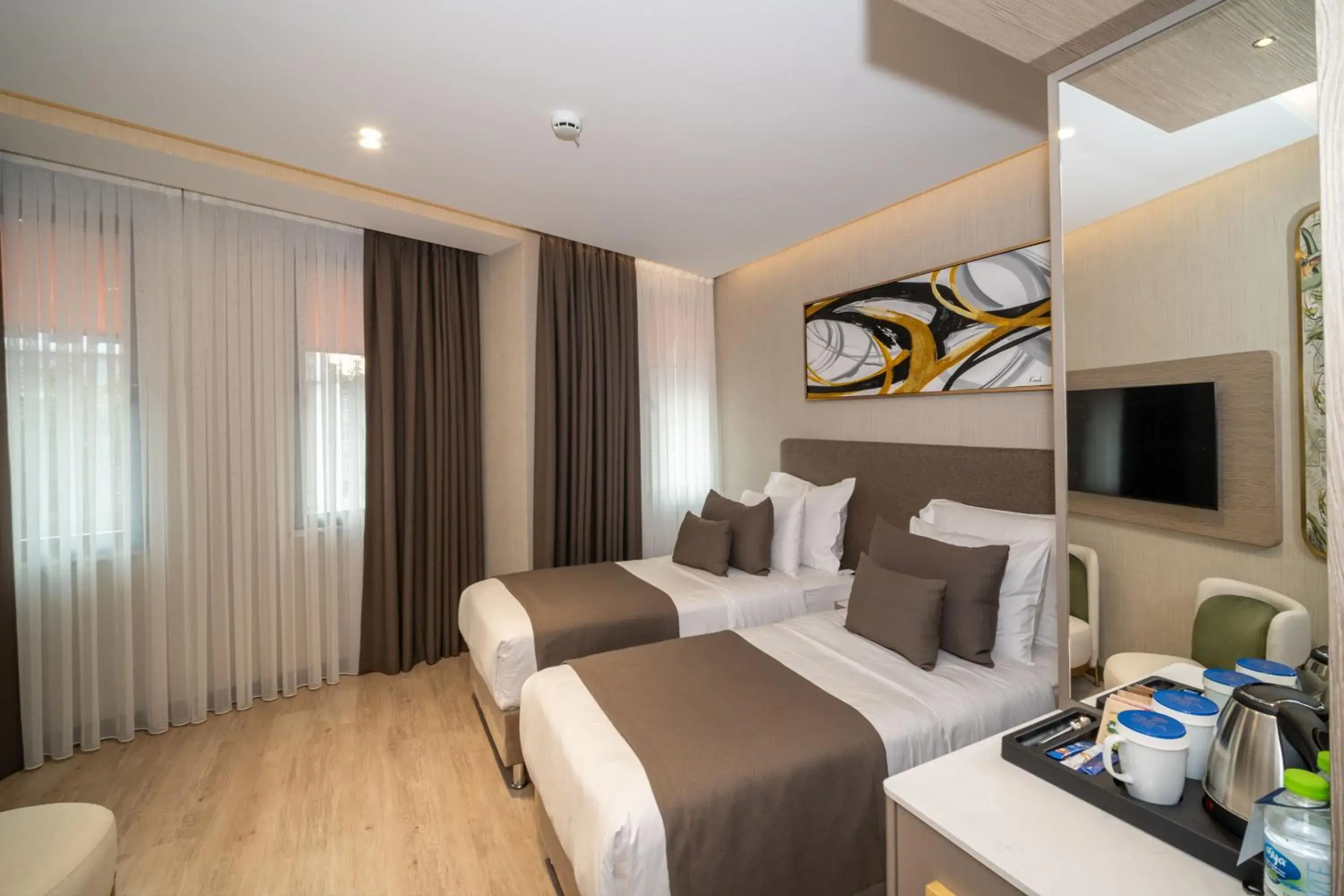 Double or Twin Room with Bathroom in Rayelin Hotel Old Town Double or Twin Room with Bathroom in Rayelin Hotel Old Town