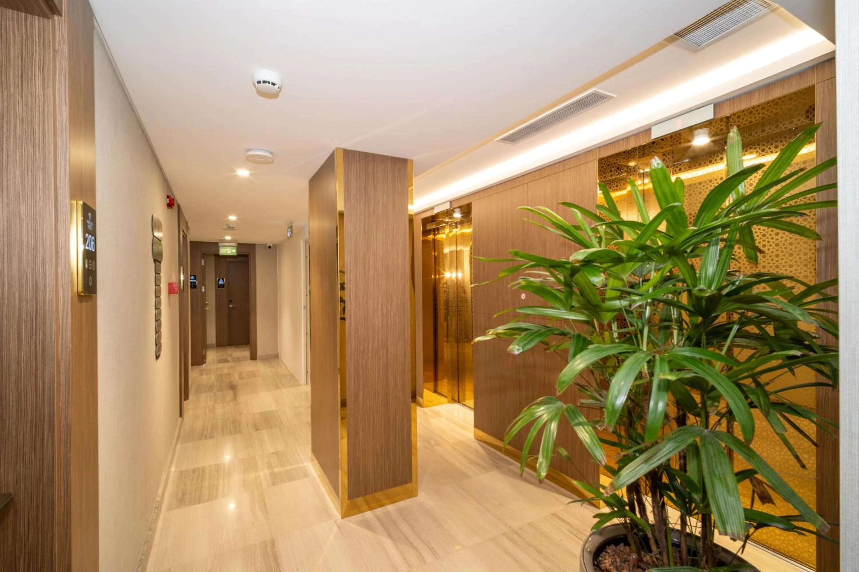 Rayelin Hotel Old Town