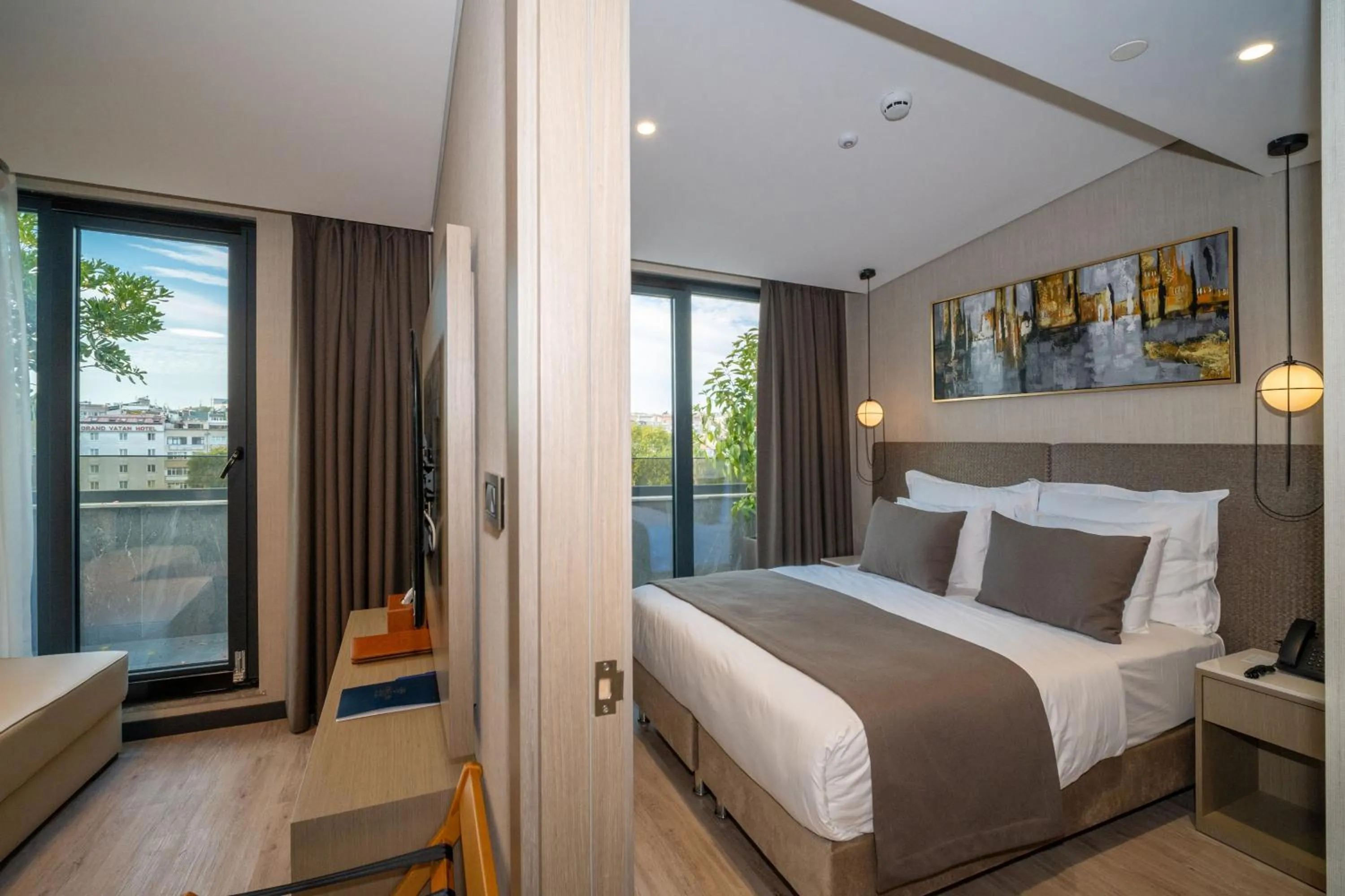 Bed in Rayelin Hotel Old Town