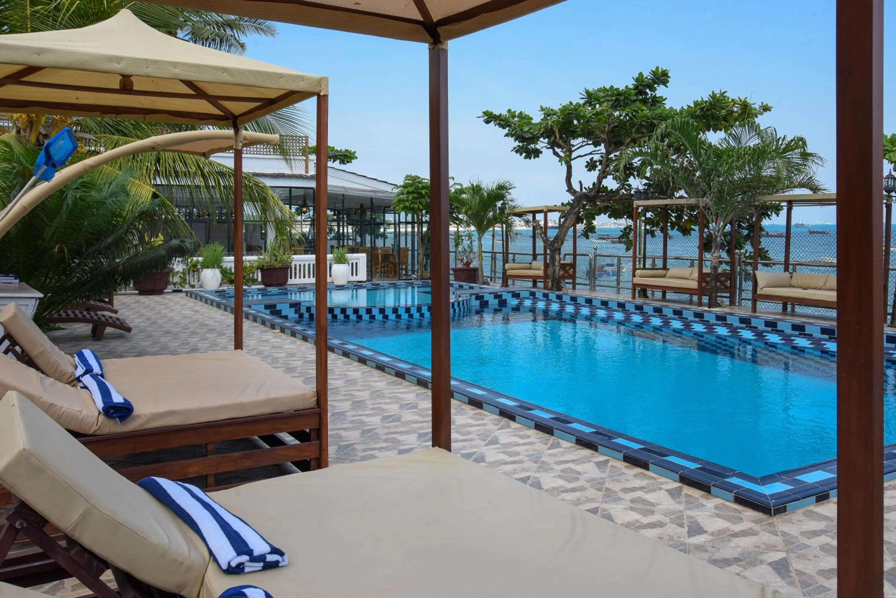 sunbed in Zanzibar View Hotel