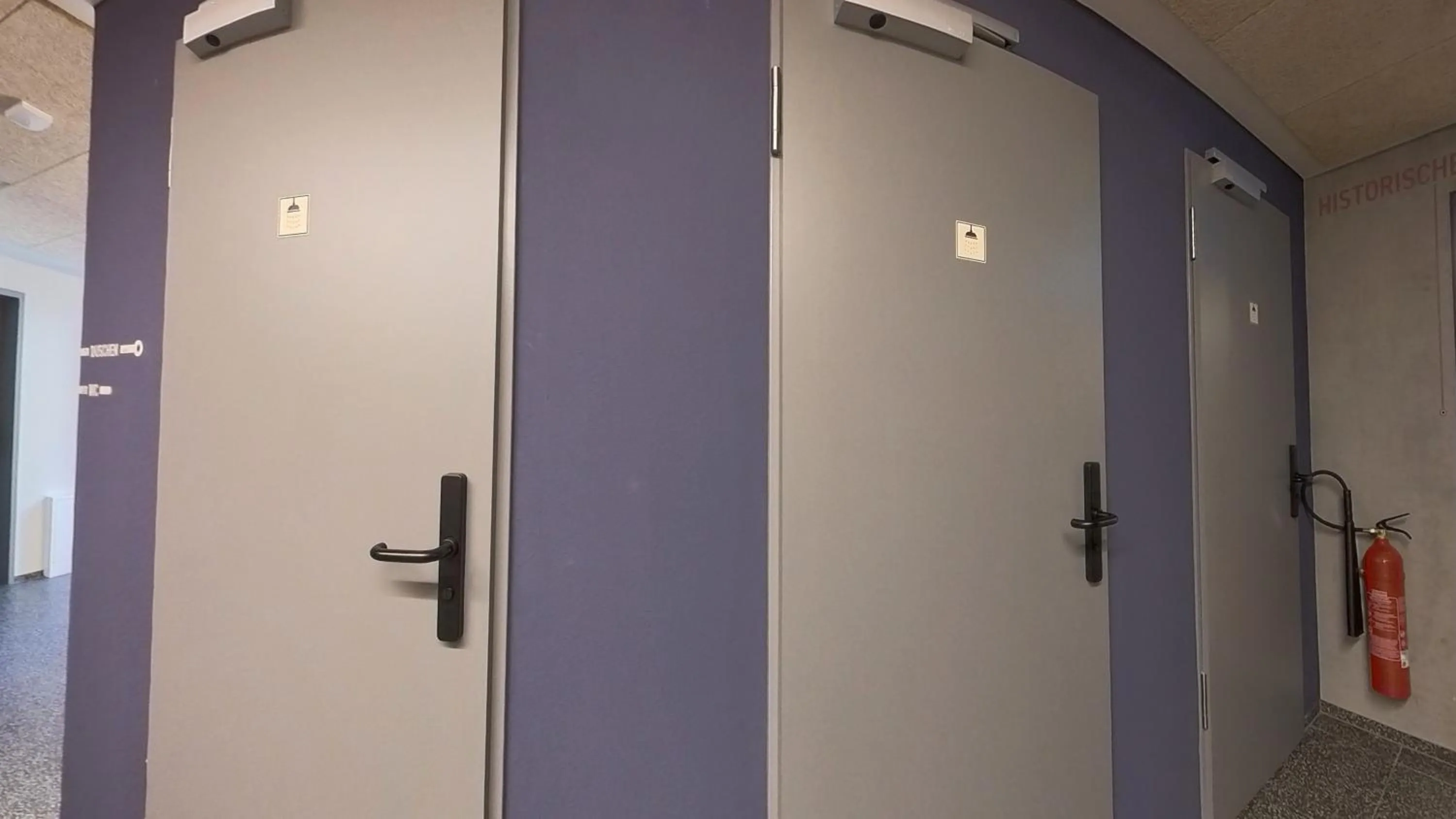 Shower in Das Kittchen