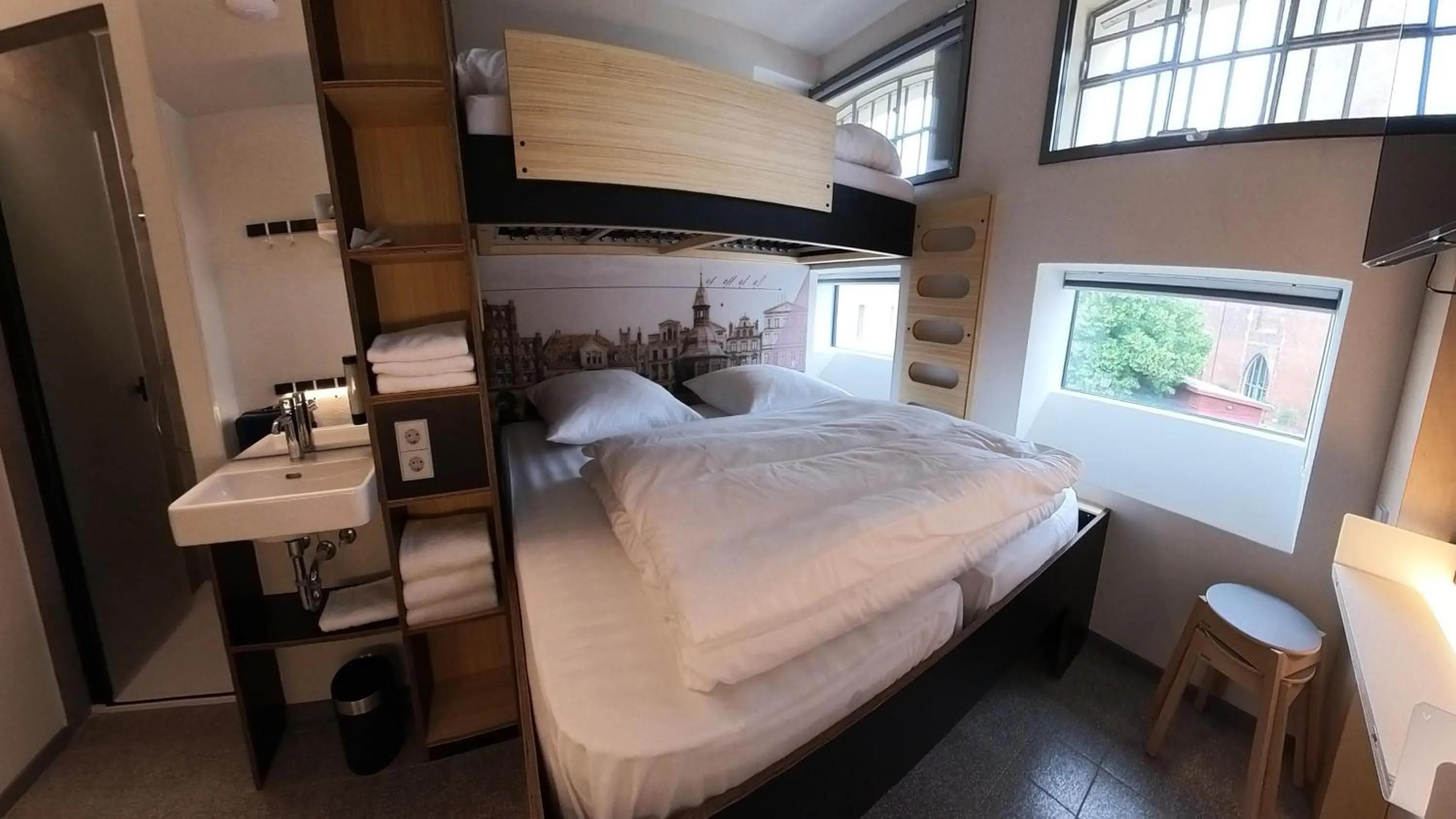 Photo of the whole room, Bed in Das Kittchen