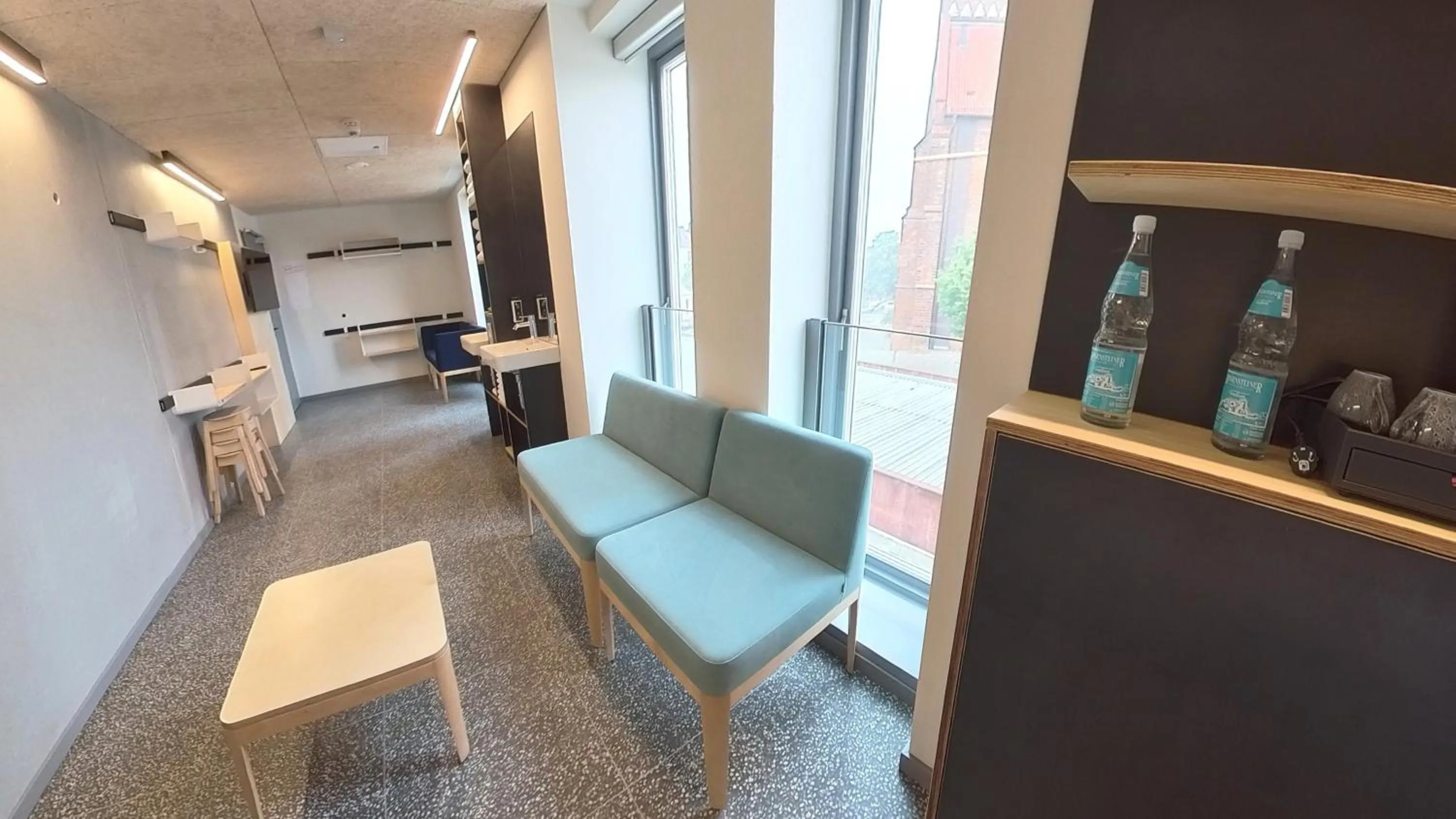 Seating area in Das Kittchen