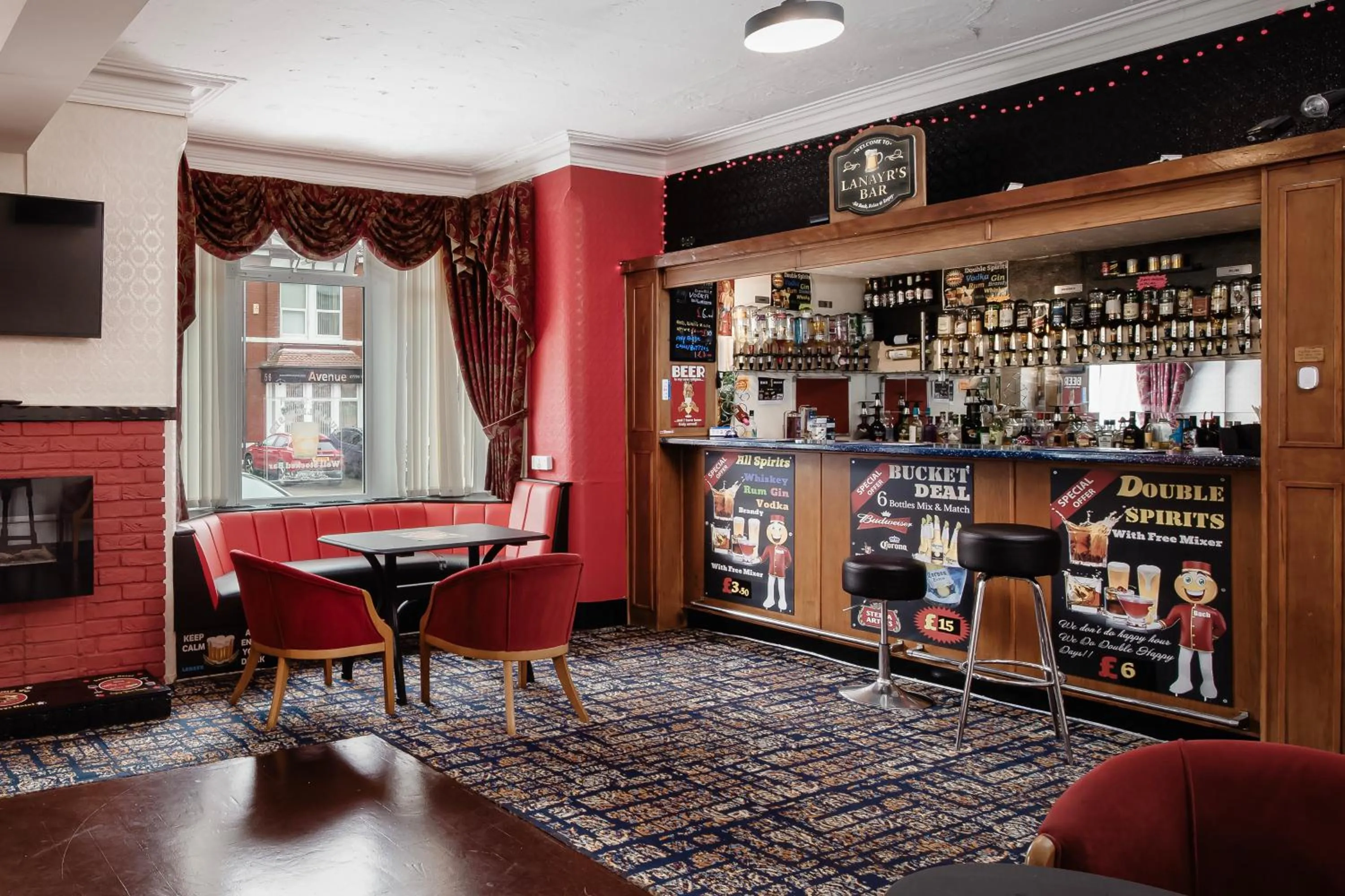 Lounge or bar in Lanayr Hotel