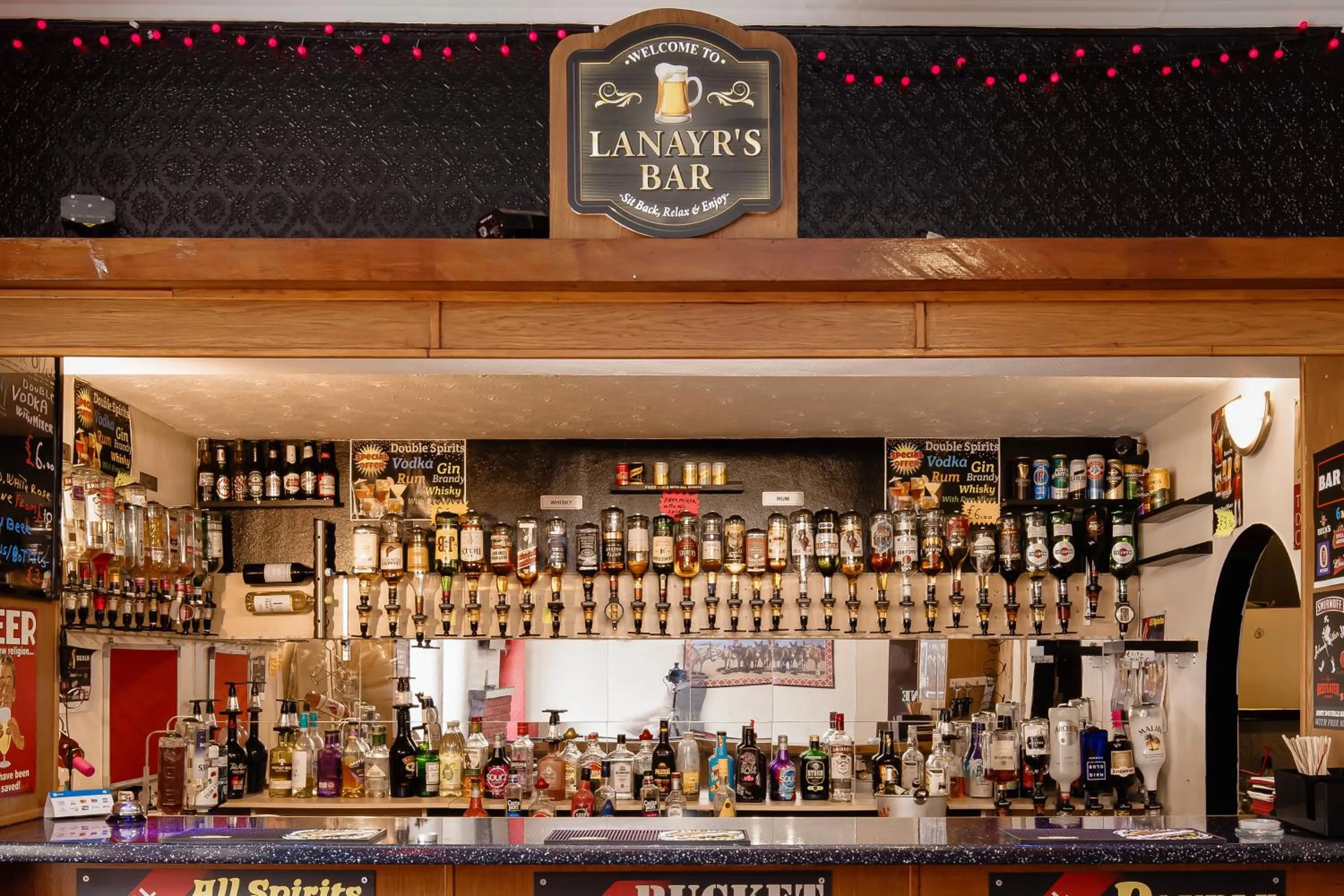 Lounge or bar in Lanayr Hotel