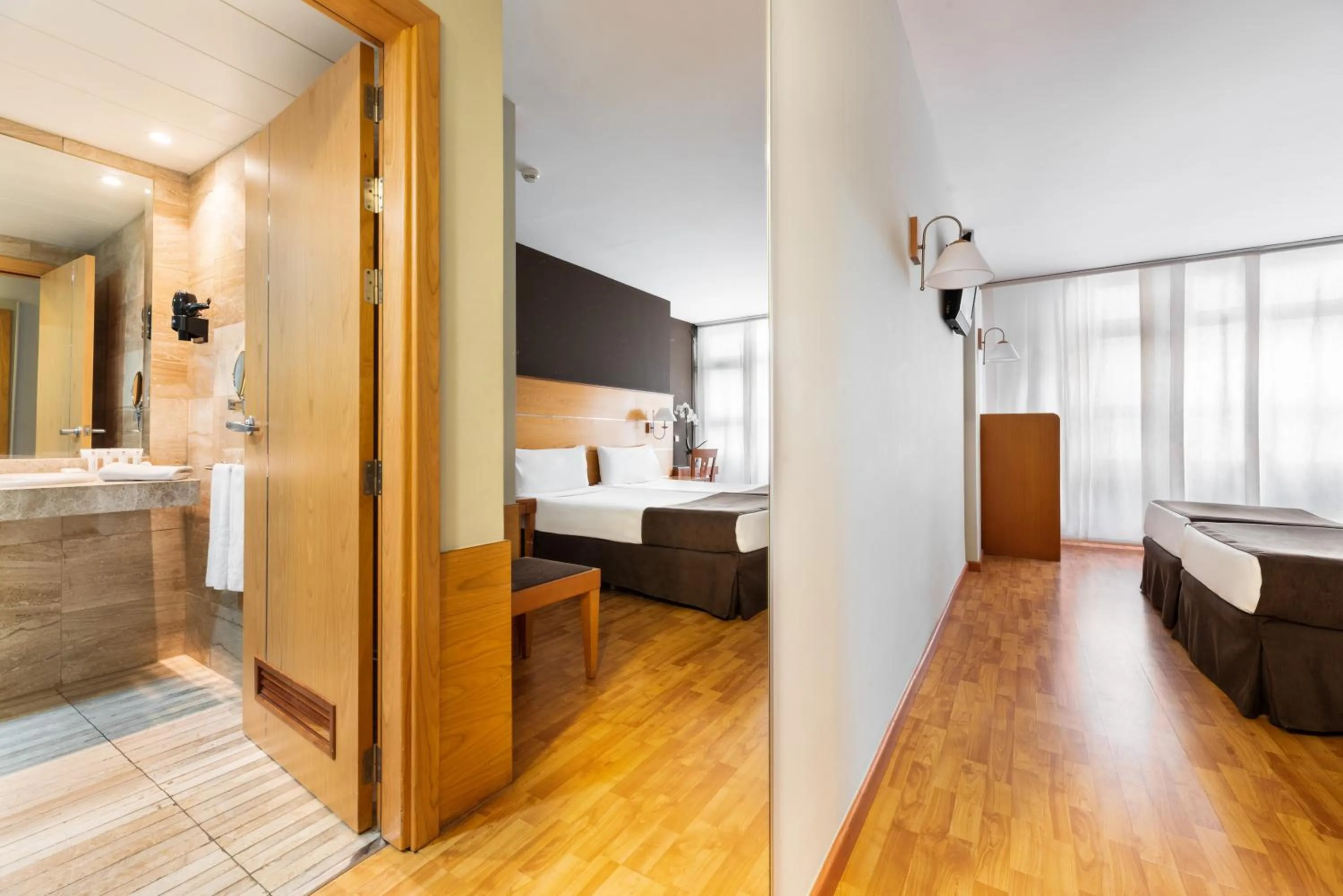 Bathroom, Bed in Exe Las Palmas