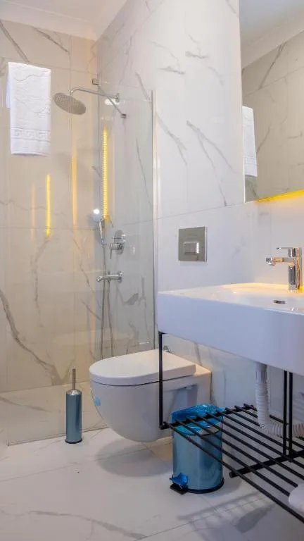 Bathroom in Cunda Nisa Otel