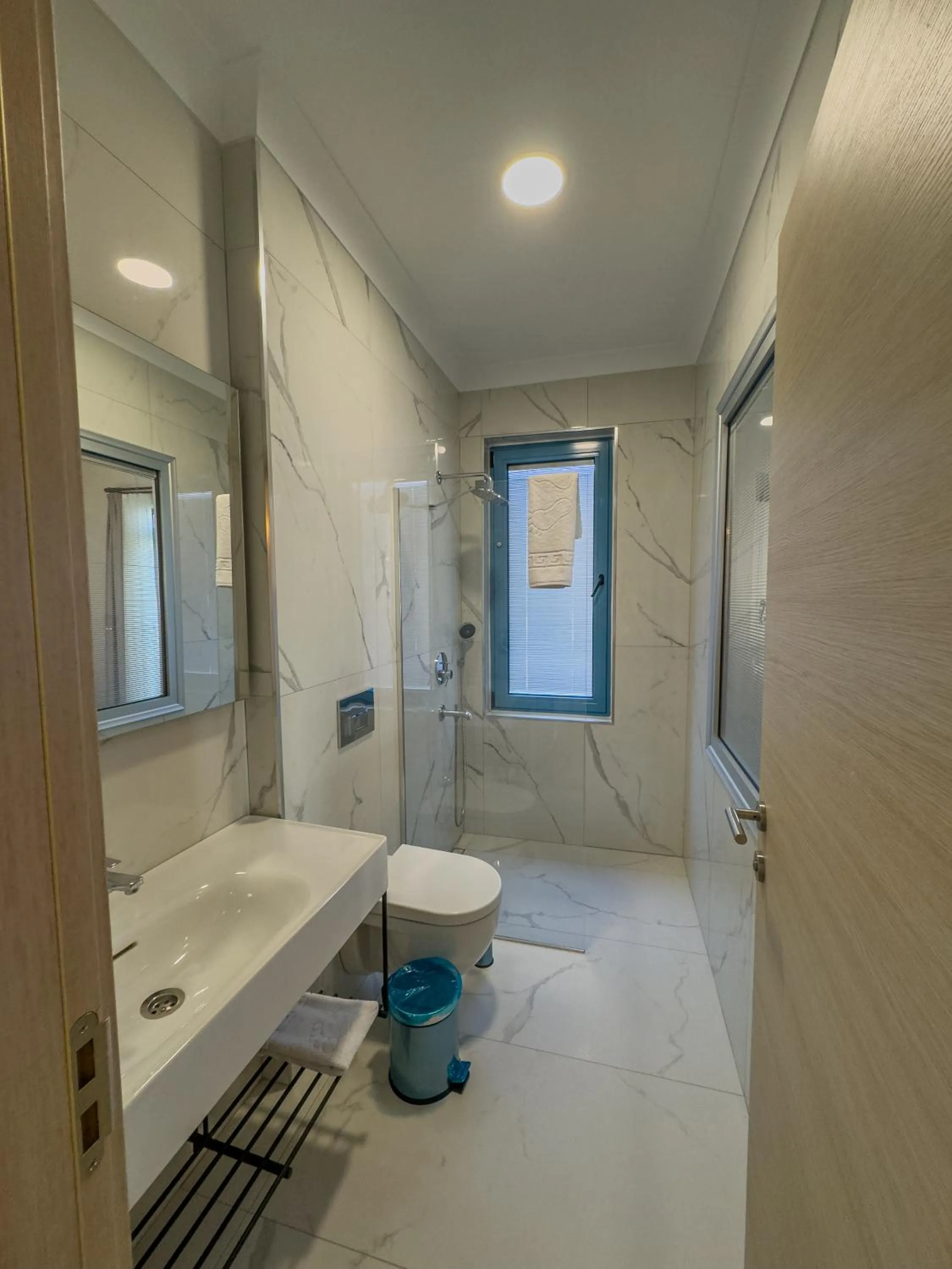 Bathroom in Cunda Nisa Otel