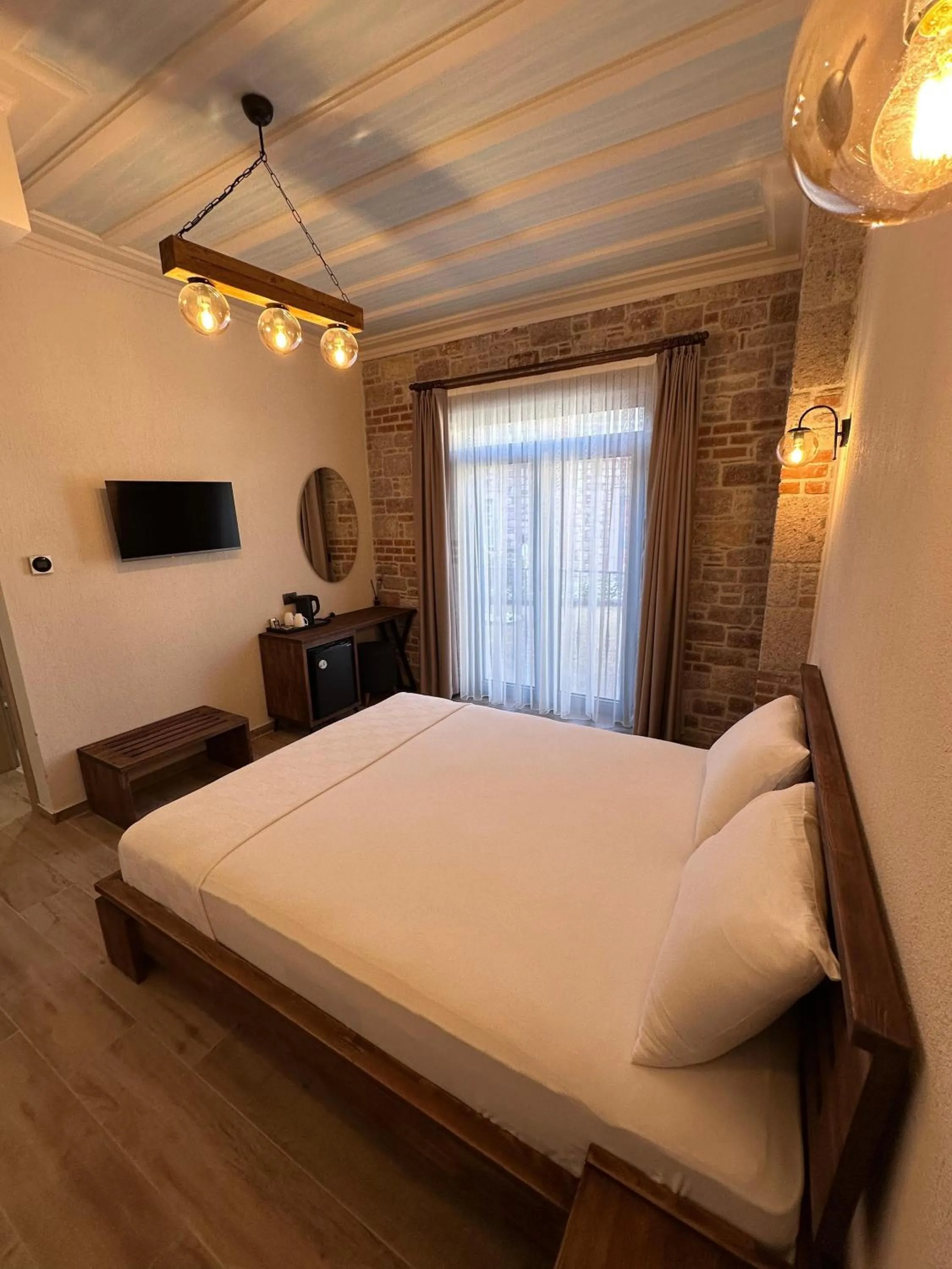 Bed in Cunda Nisa Otel