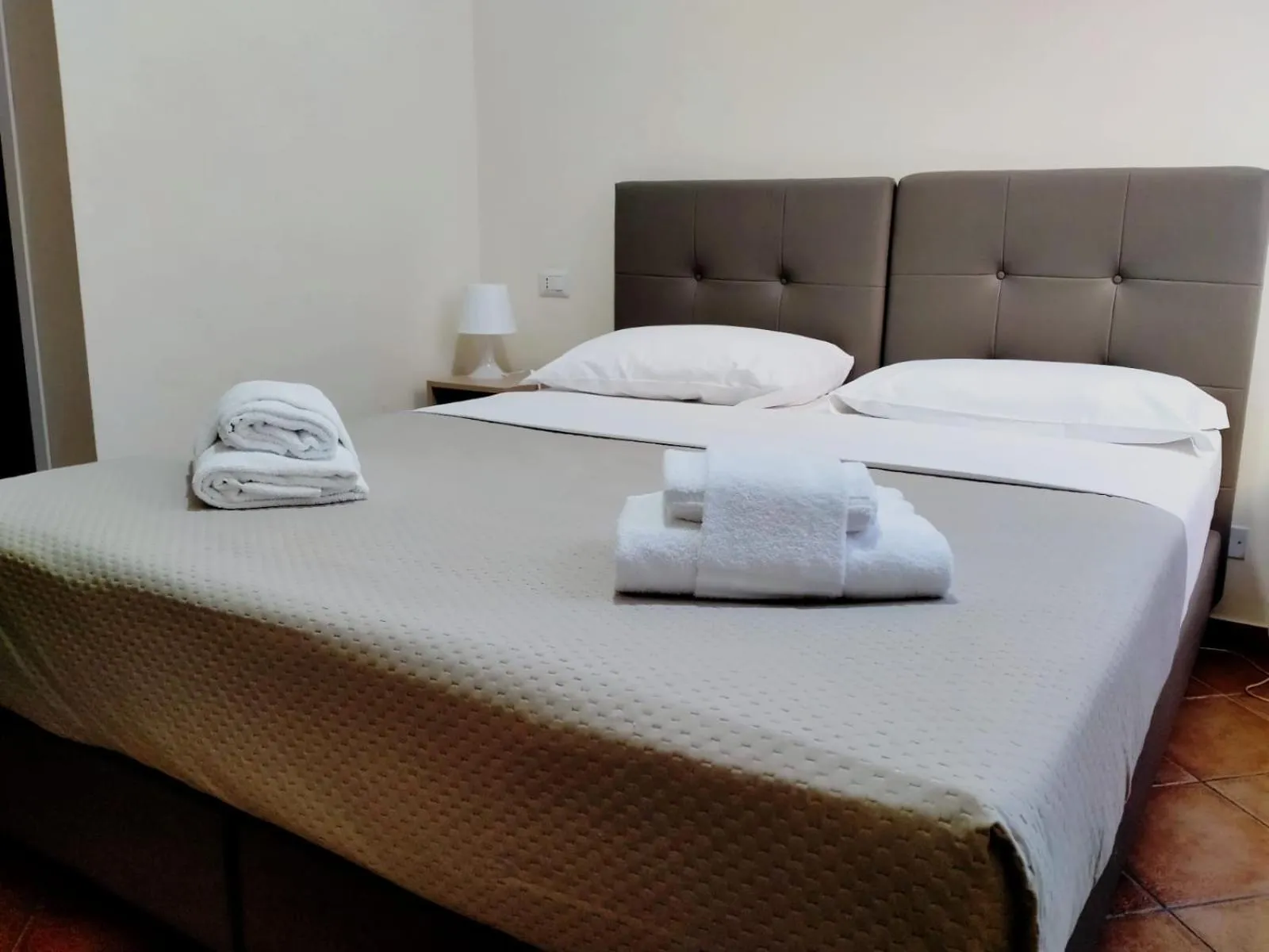 Budget Double or Twin Room in Casa per Ferie Santa Maria alle Fornaci