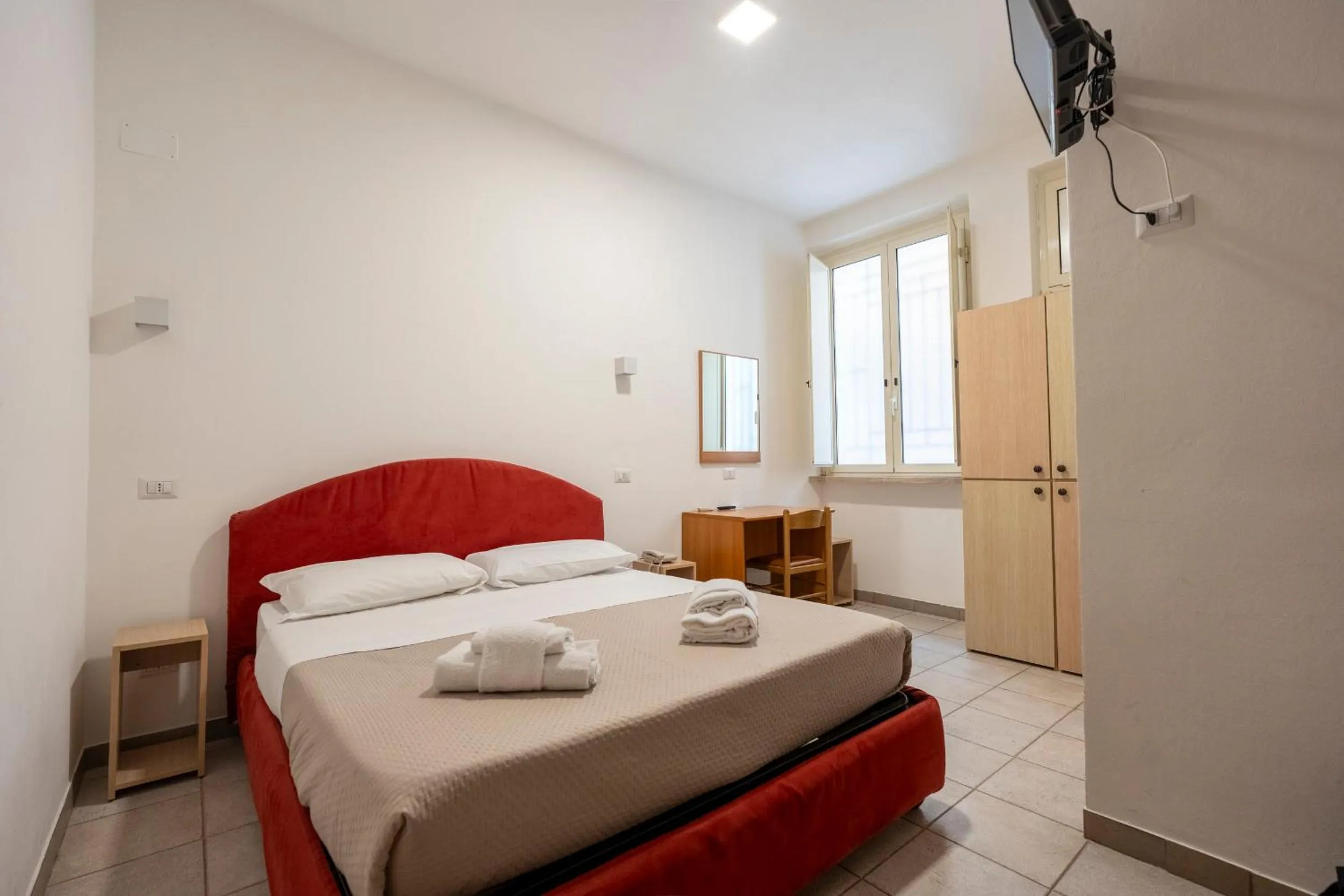 Photo of the whole room, Bed in Casa per Ferie Santa Maria alle Fornaci