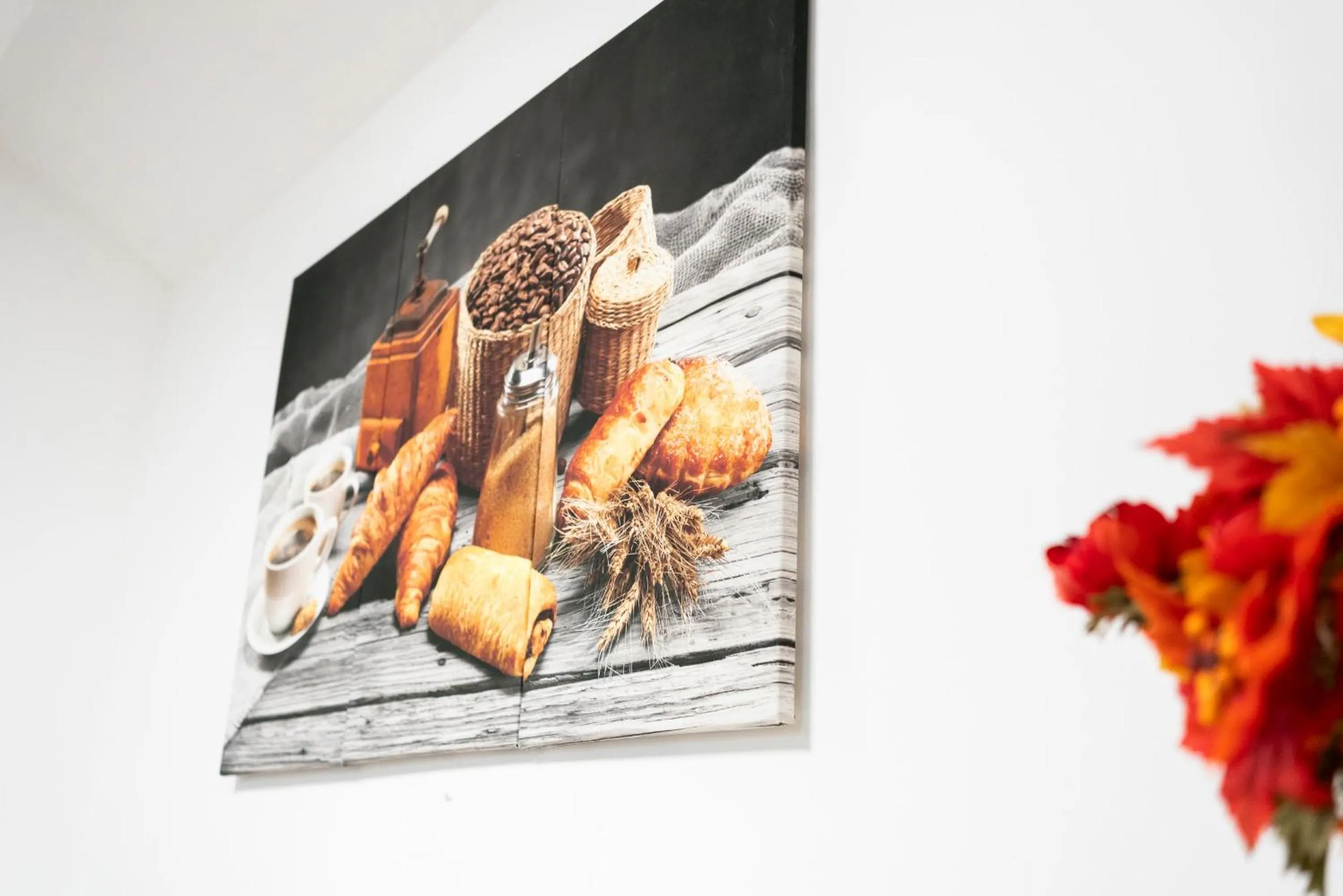 Decorative detail in Casa per Ferie Santa Maria alle Fornaci