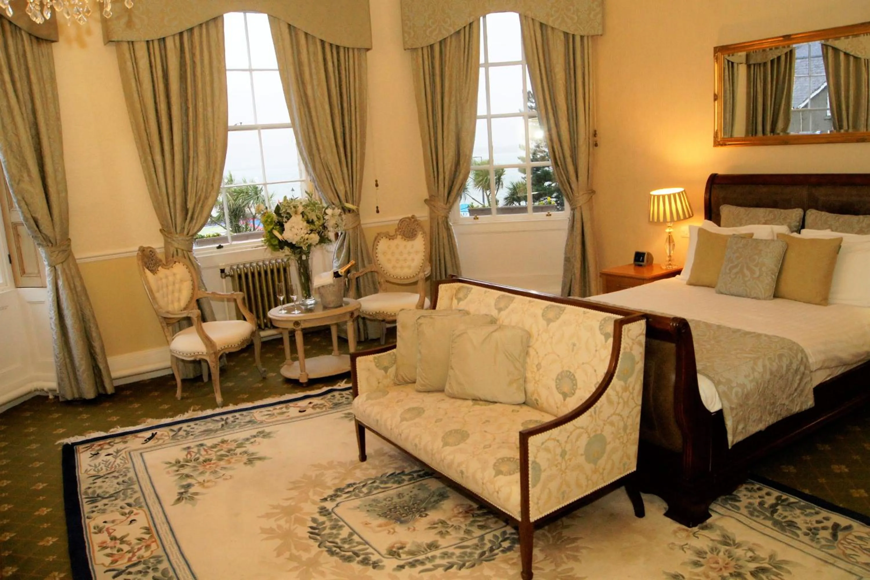 Bed in The Bulkeley Hotel