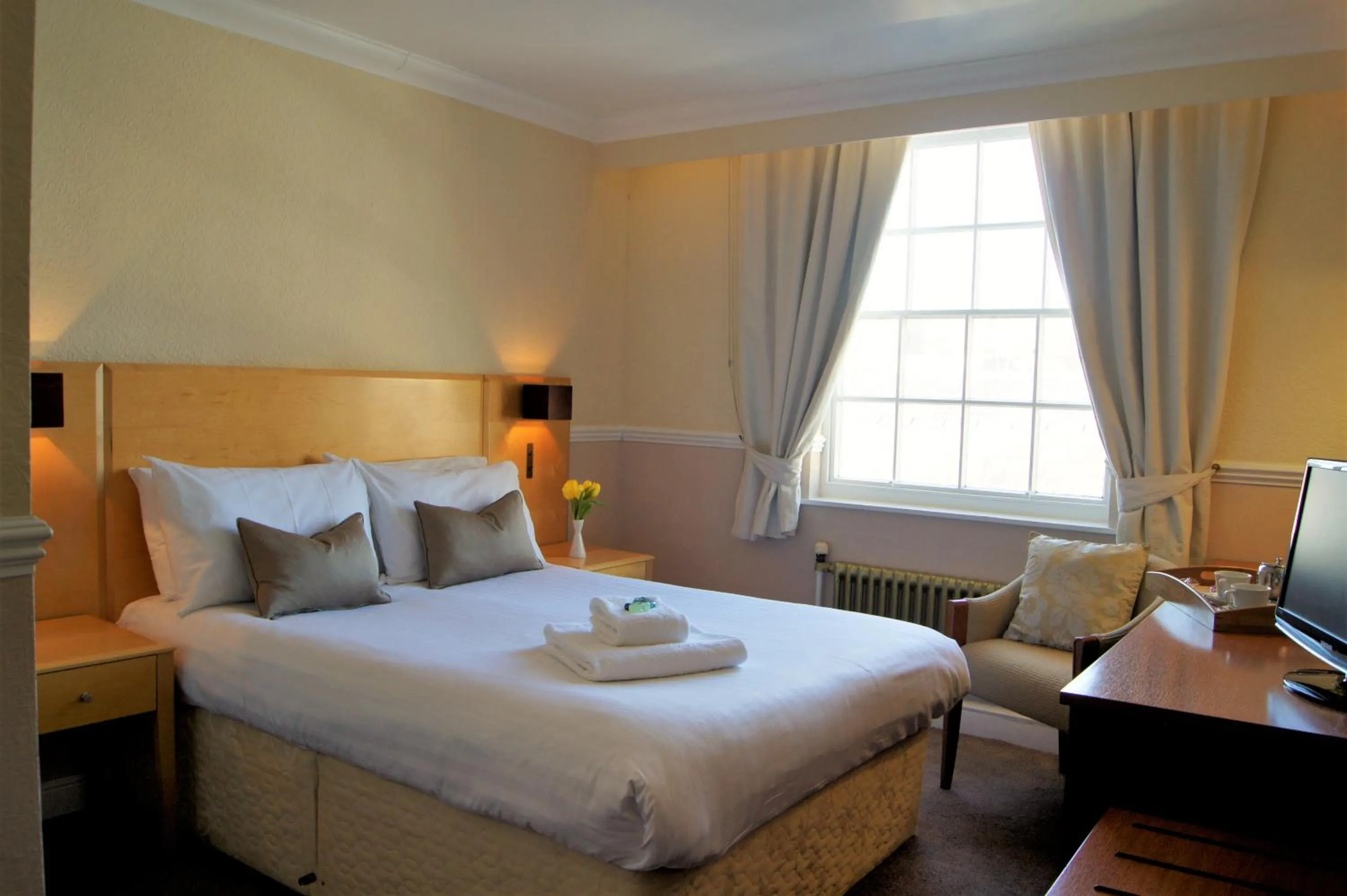 Bedroom, Bed in The Bulkeley Hotel