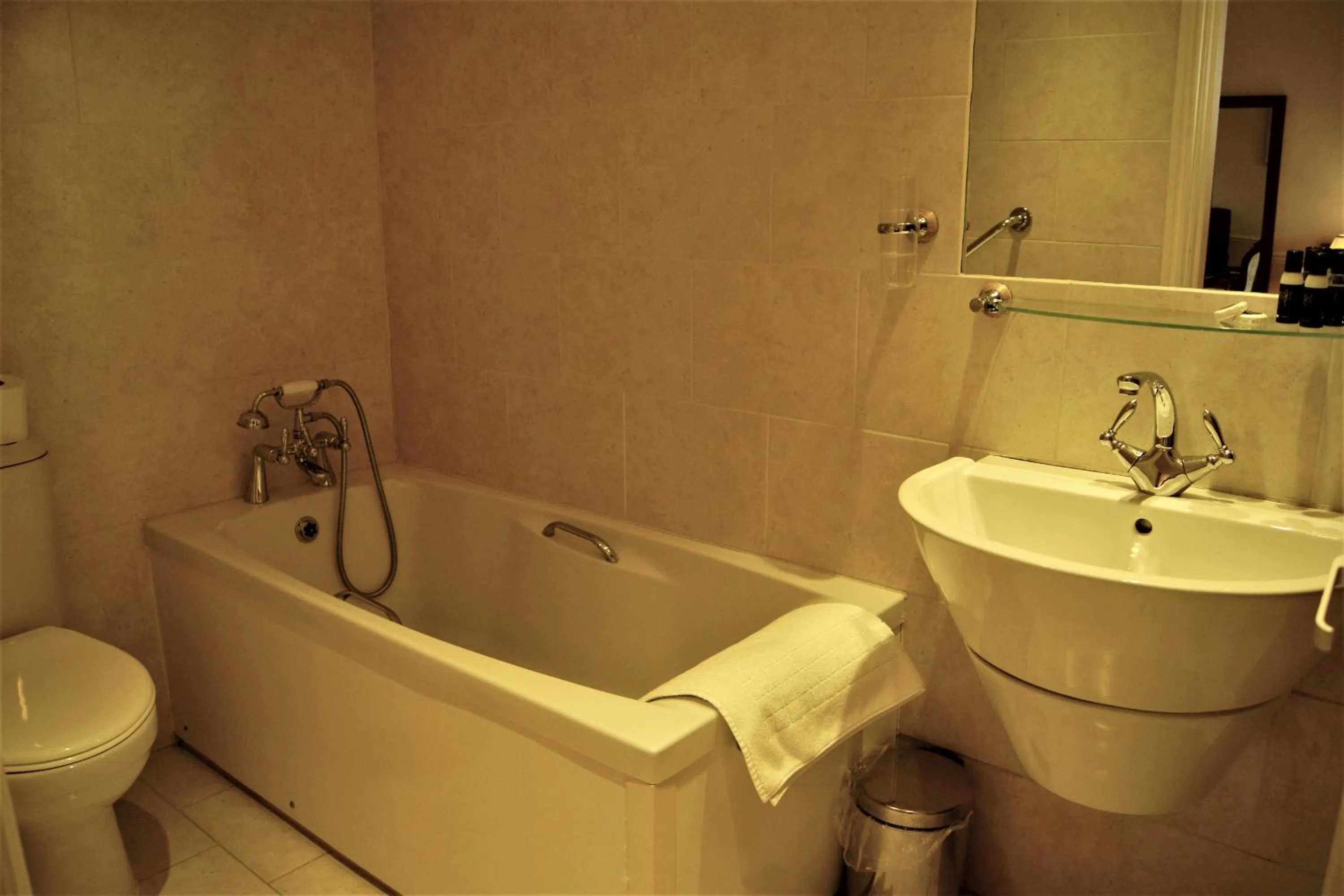 Bathroom in The Bulkeley Hotel