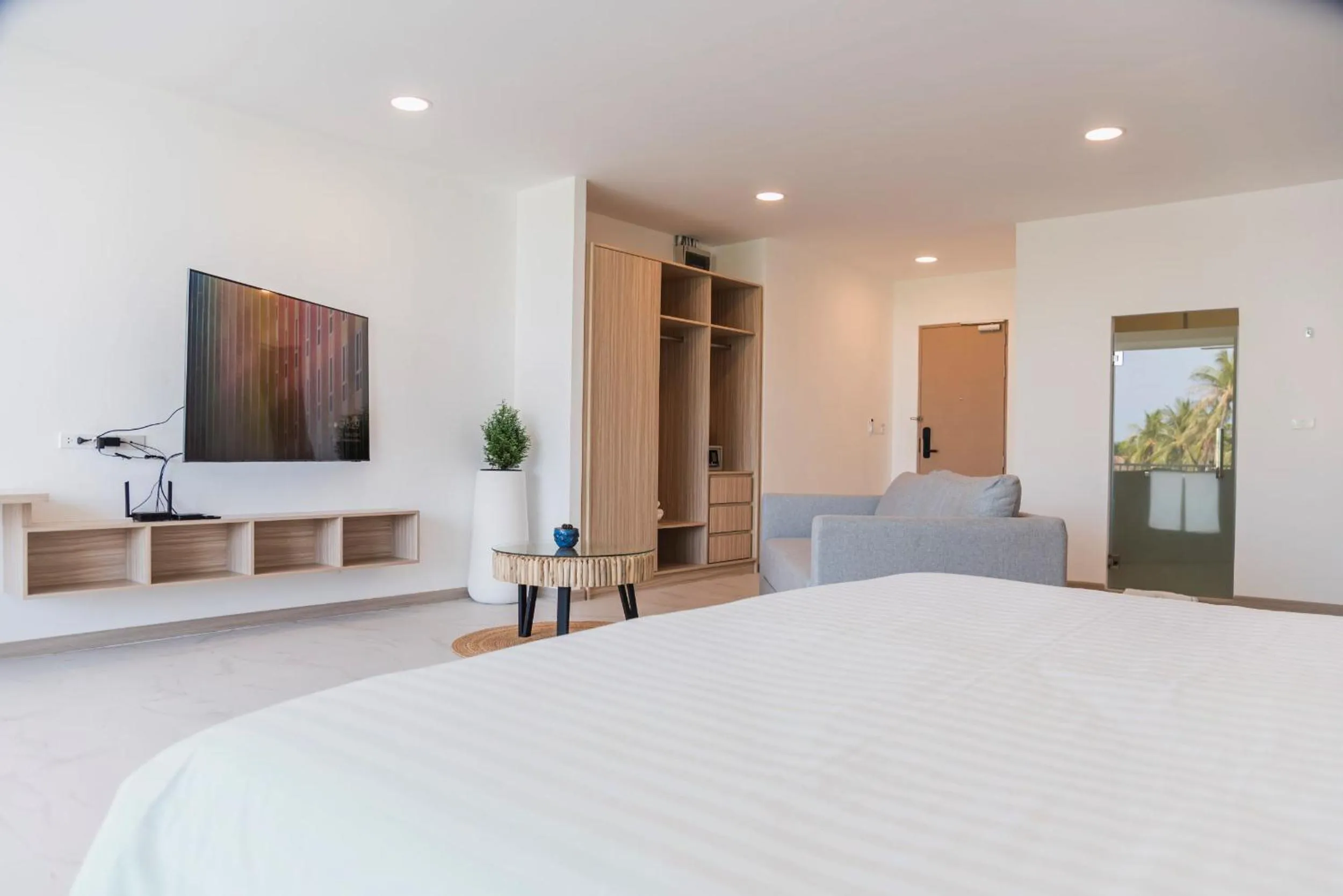 TV and multimedia, Bed in Replay Pool Villa