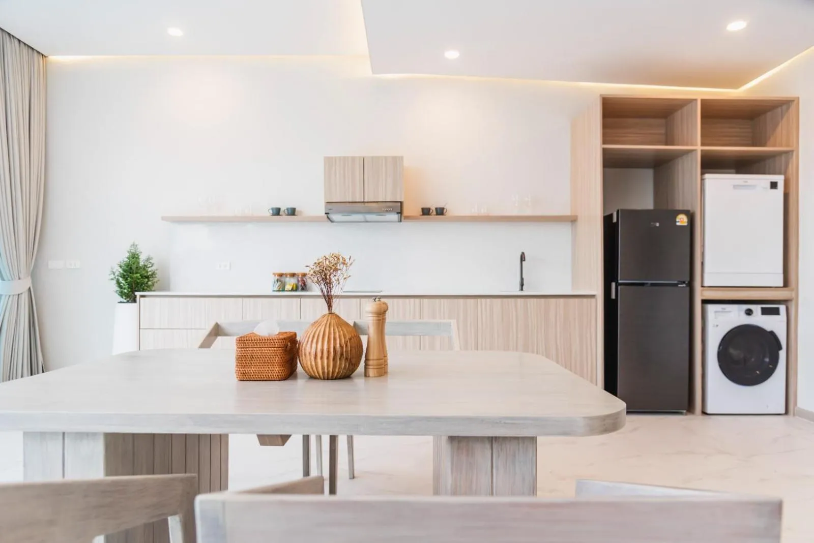 Kitchen or kitchenette in Replay Pool Villa