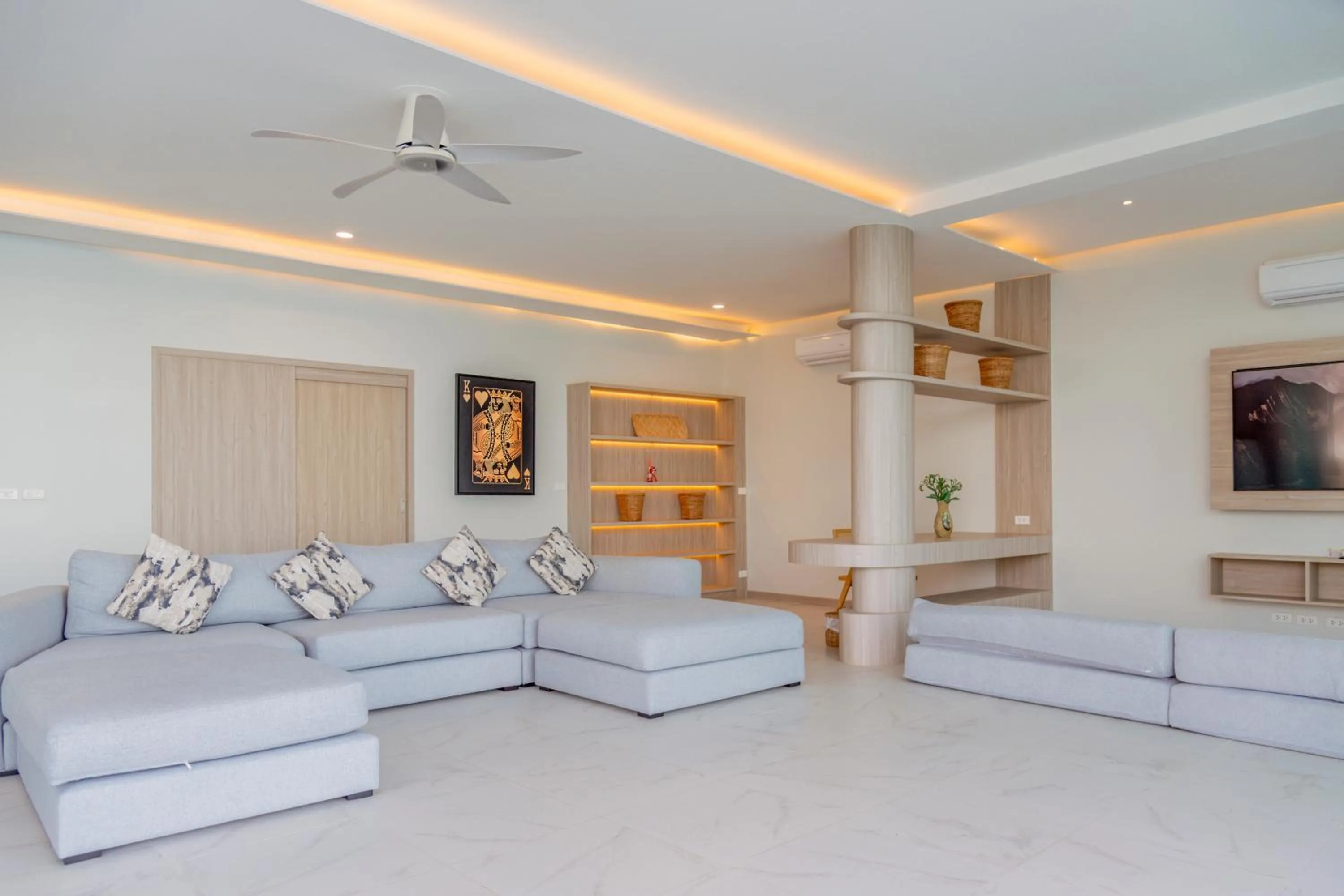 Photo of the whole room in Replay Pool Villa