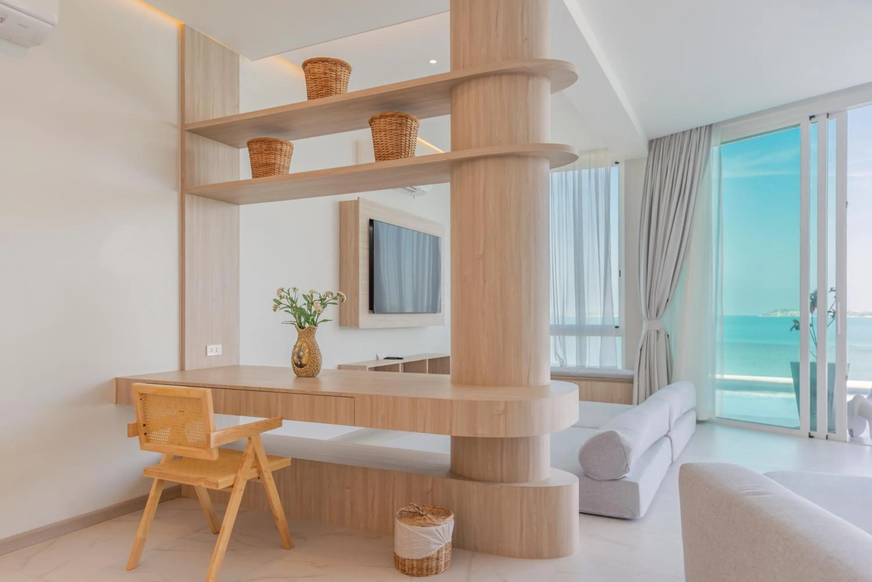 Decorative detail, Bed in Replay Pool Villa