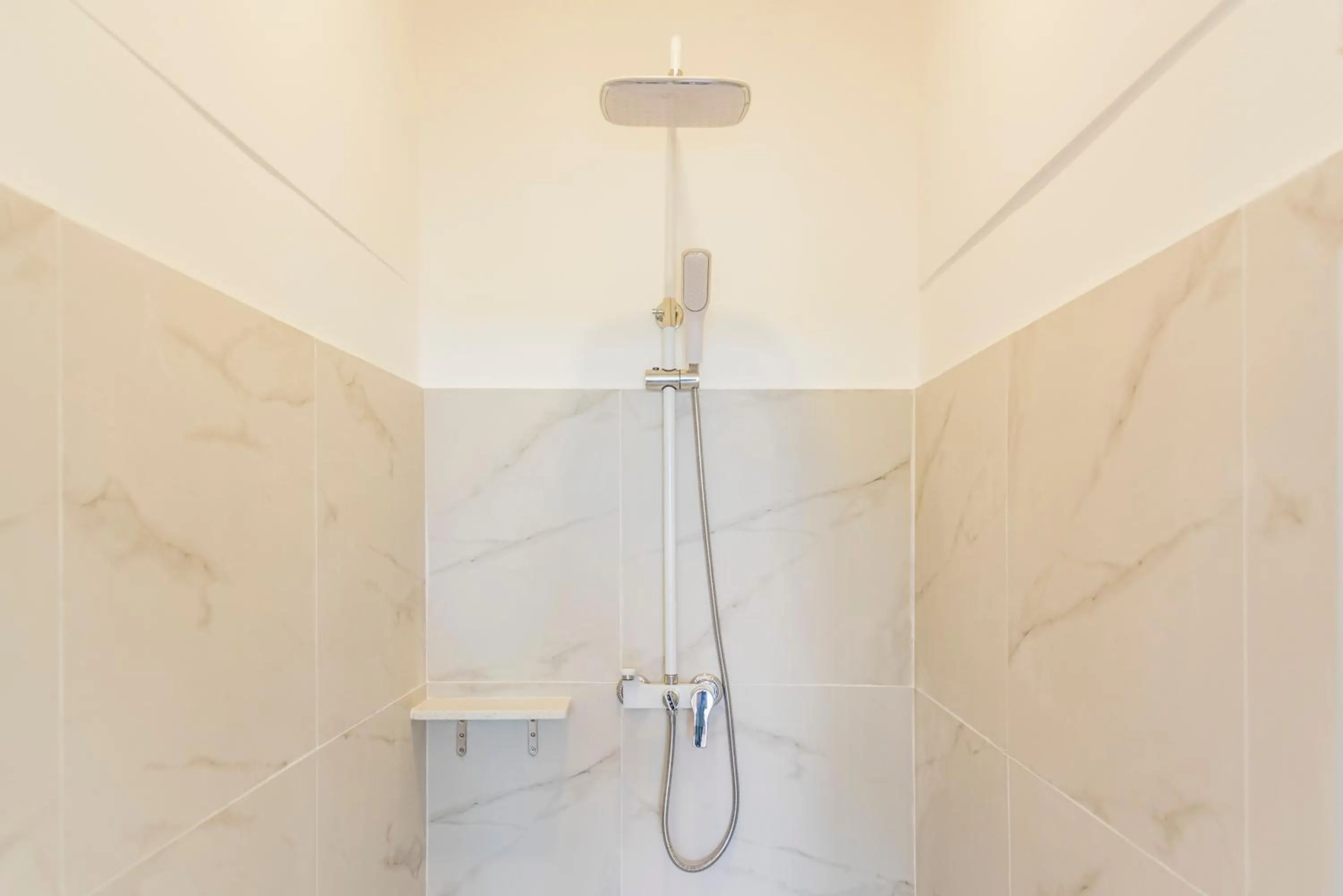 Shower in Replay Pool Villa