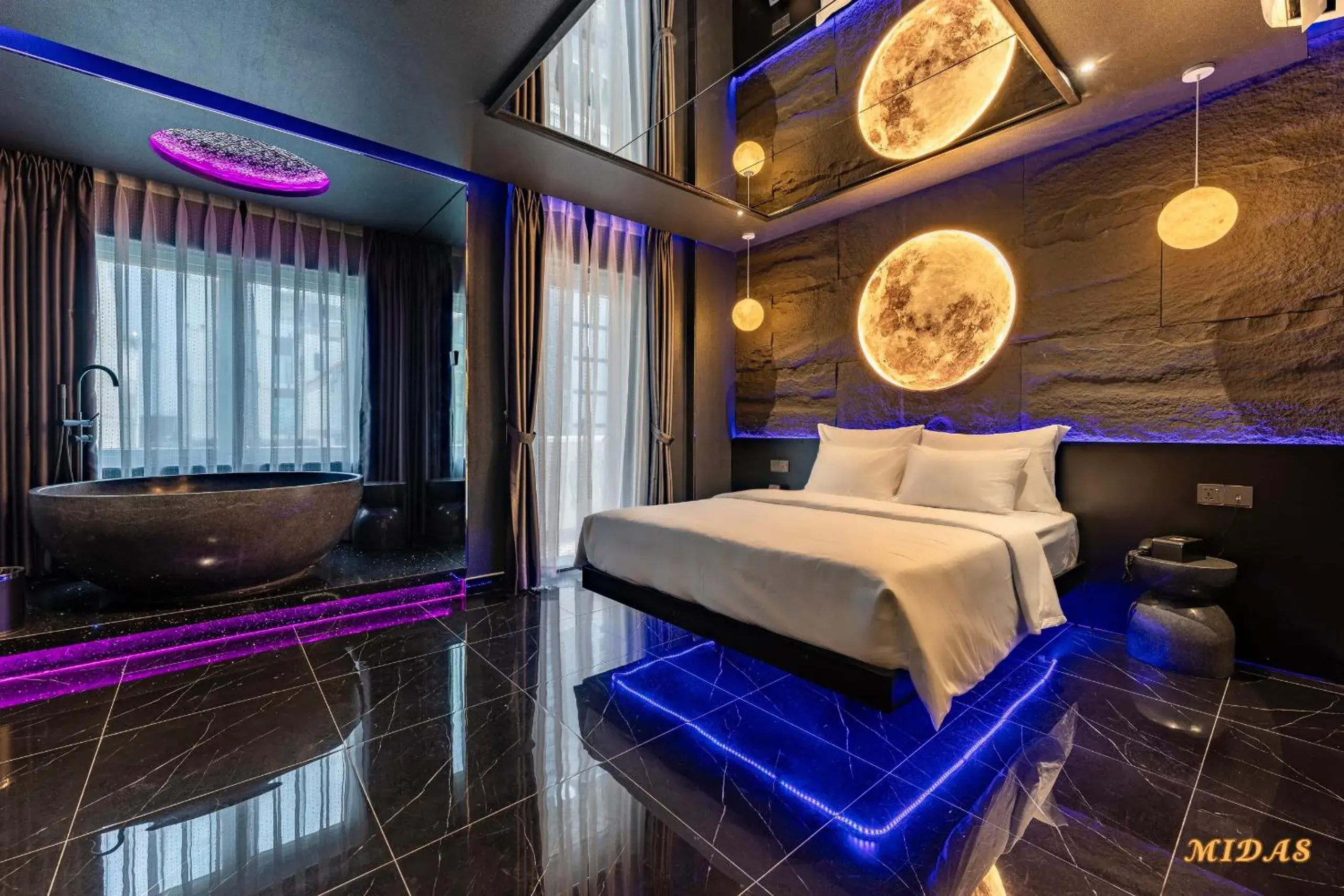 Midas Hotel 2 Midas Hotel 2