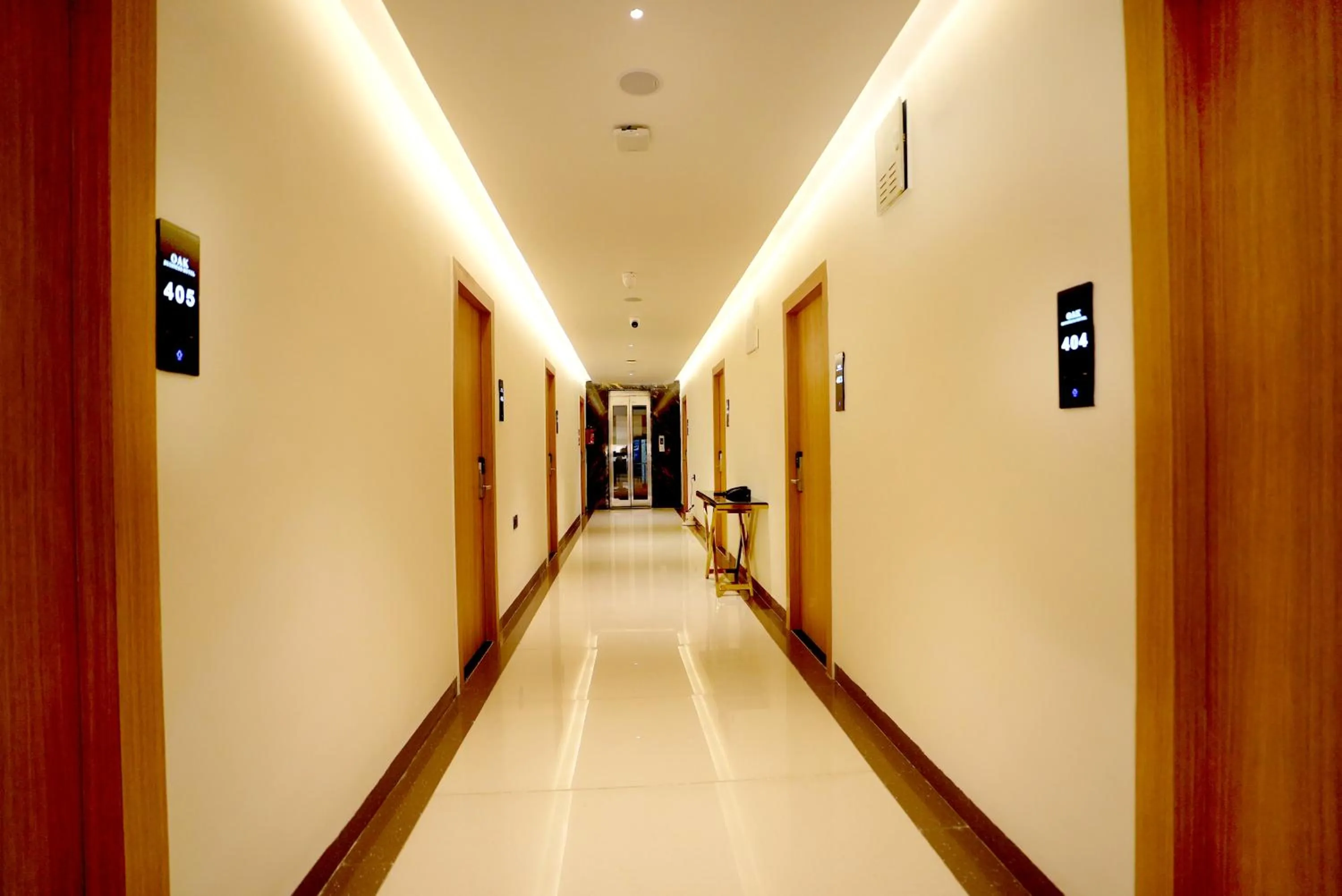 Inner courtyard view in Oak Business Hotel