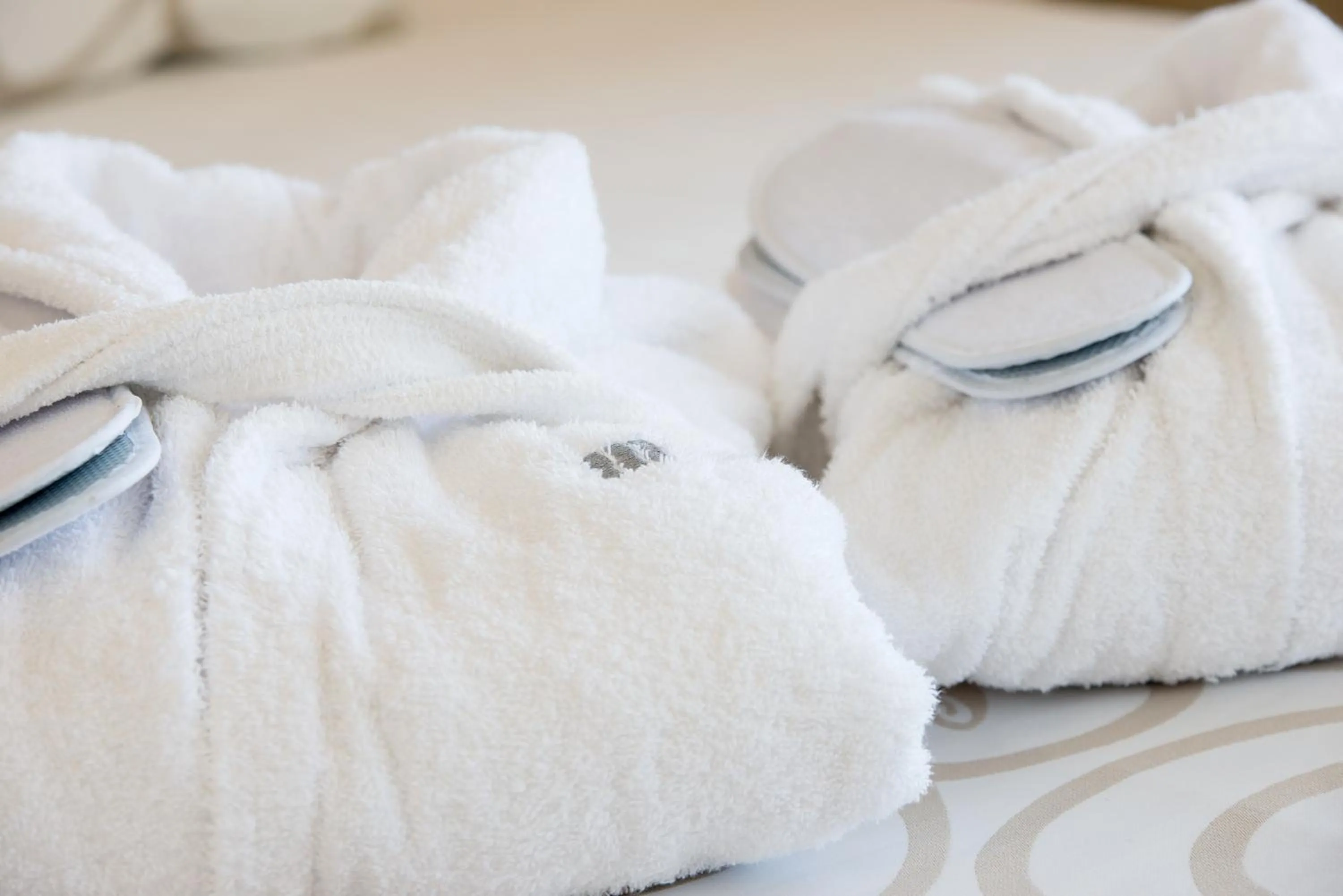 towels, Bed in Hotel Meridional