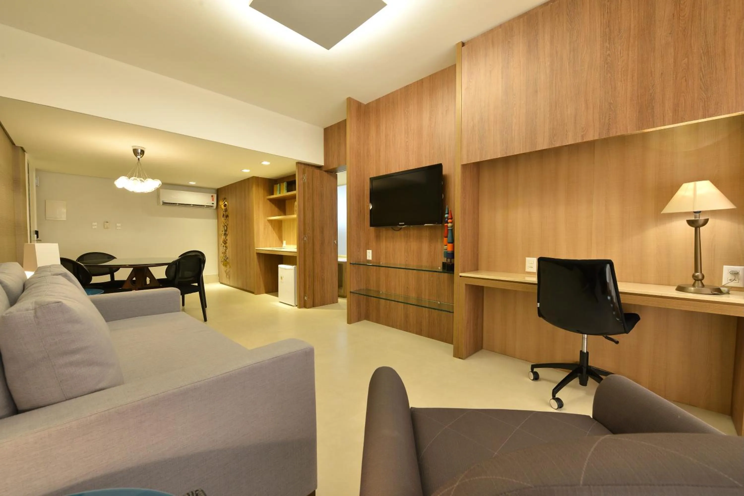 Communal lounge/ TV room in Hotel Beira Mar