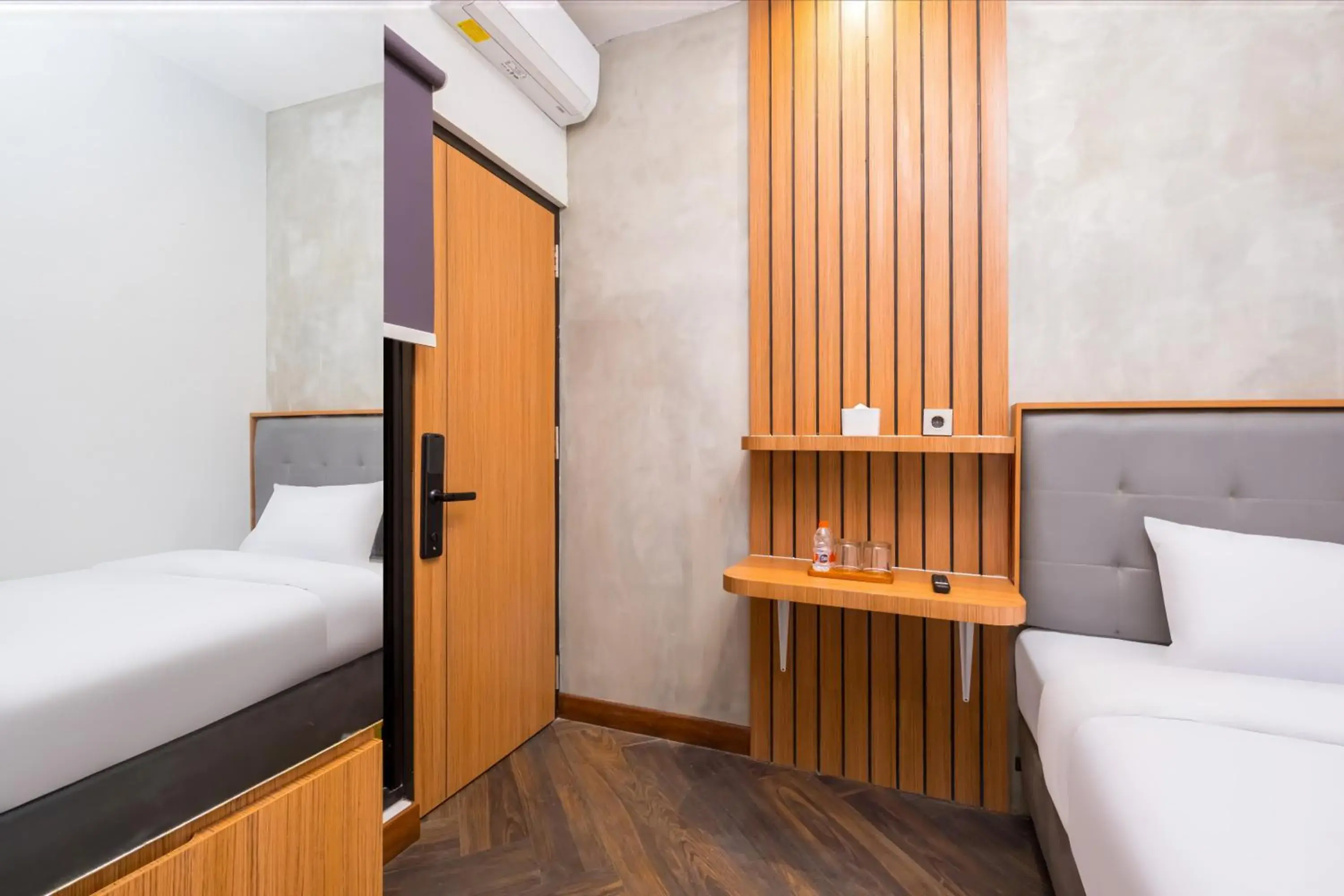 Standard Single Room in Omni Rooms by Sinergi Standard Single Room in Omni Rooms by Sinergi