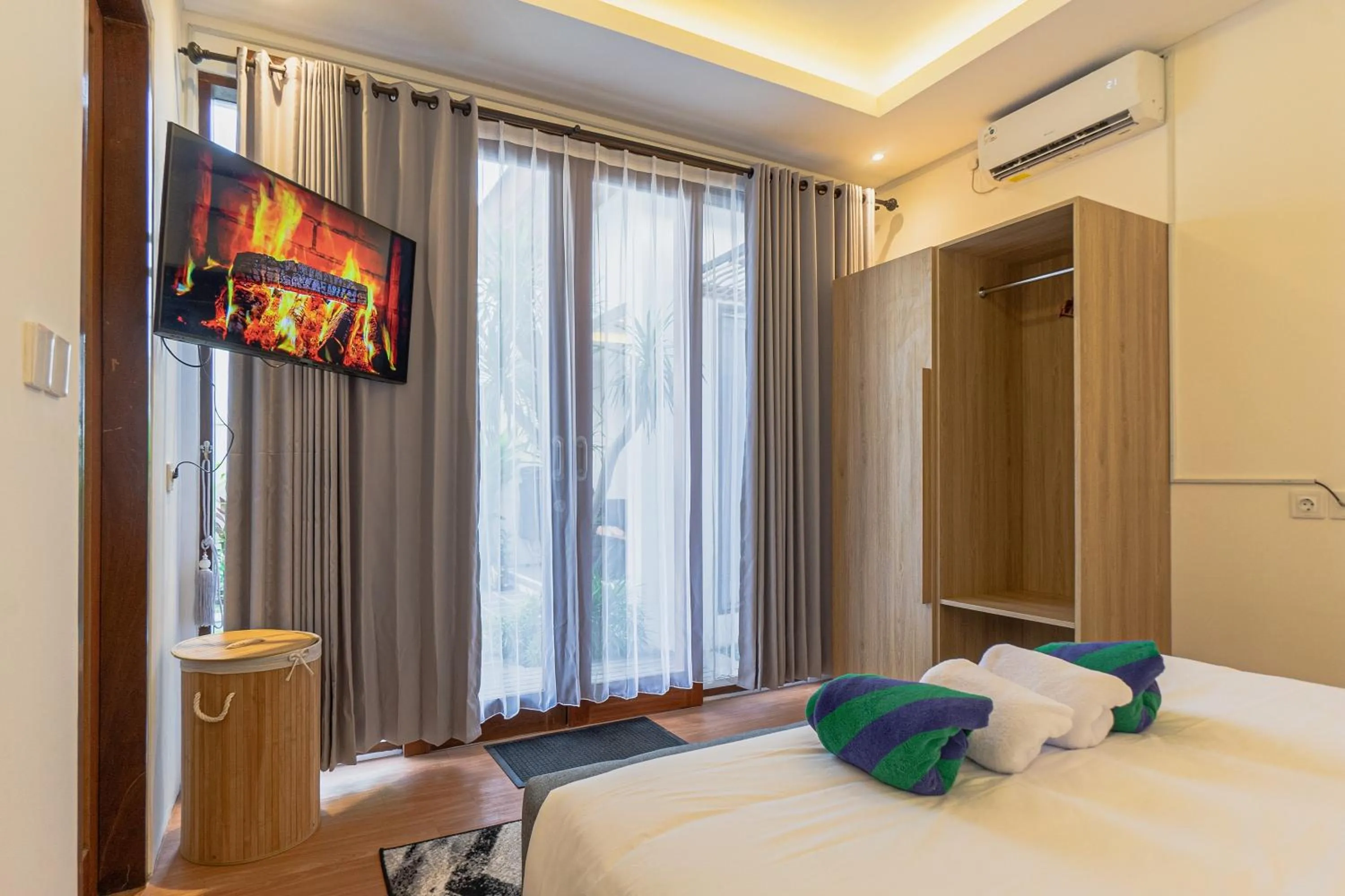 Bed in Cypress Villa