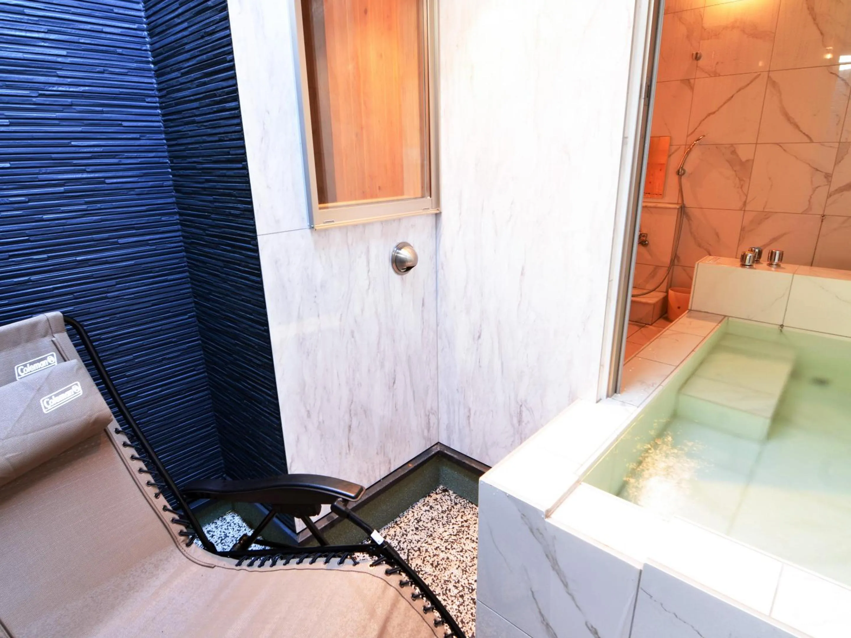 Hot Spring Bath in Totonoinoyado Shuntouan