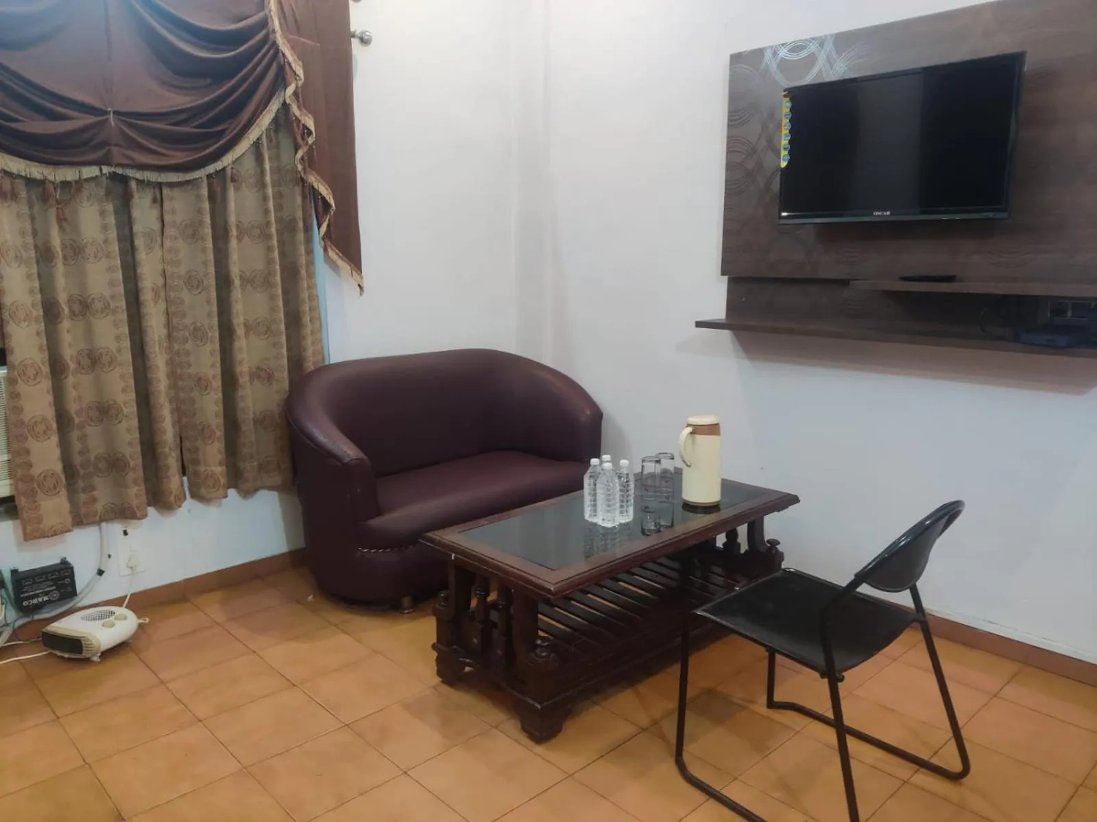 Mansarover Hotel & Banquets