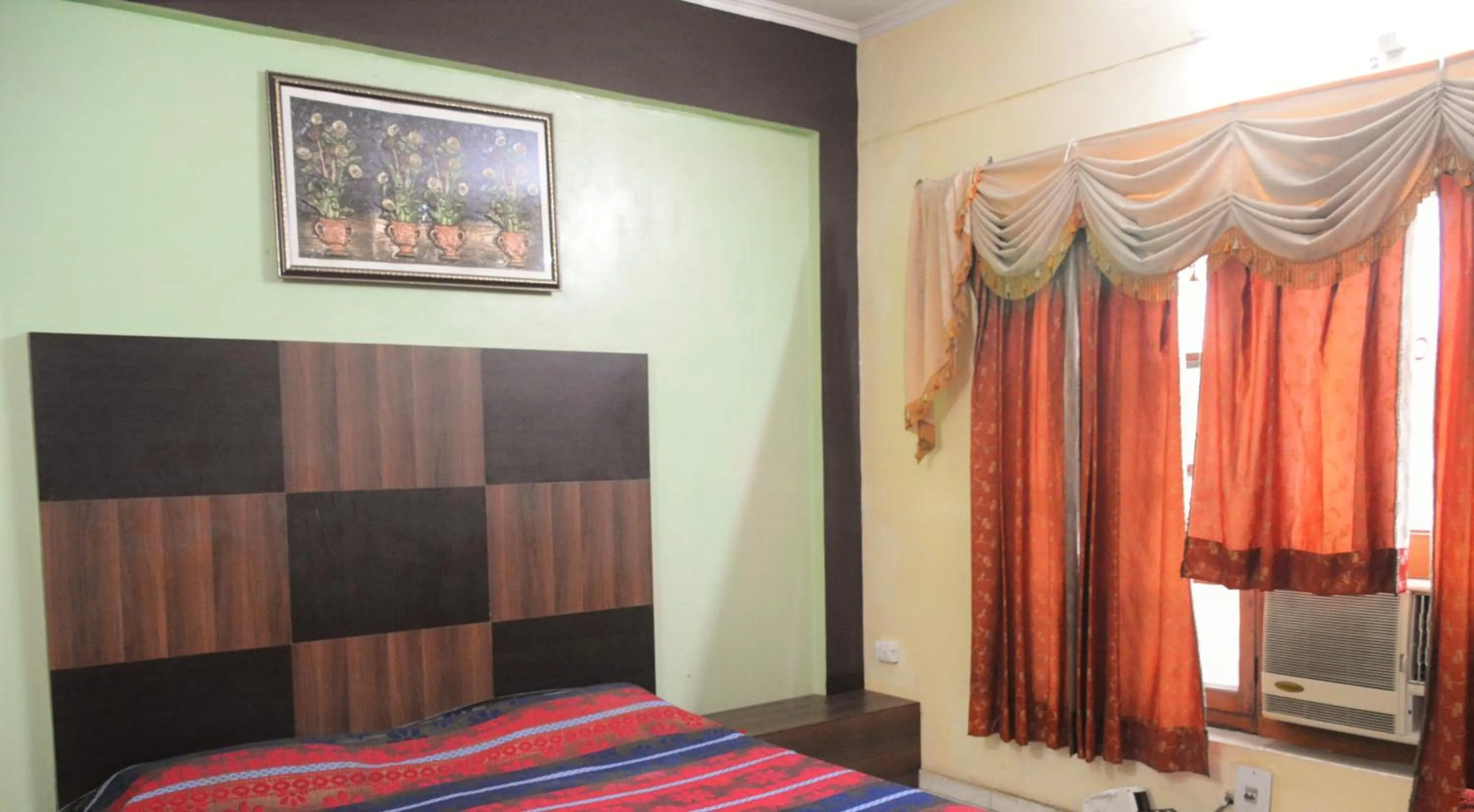 Bed in Mansarover Hotel & Banquets