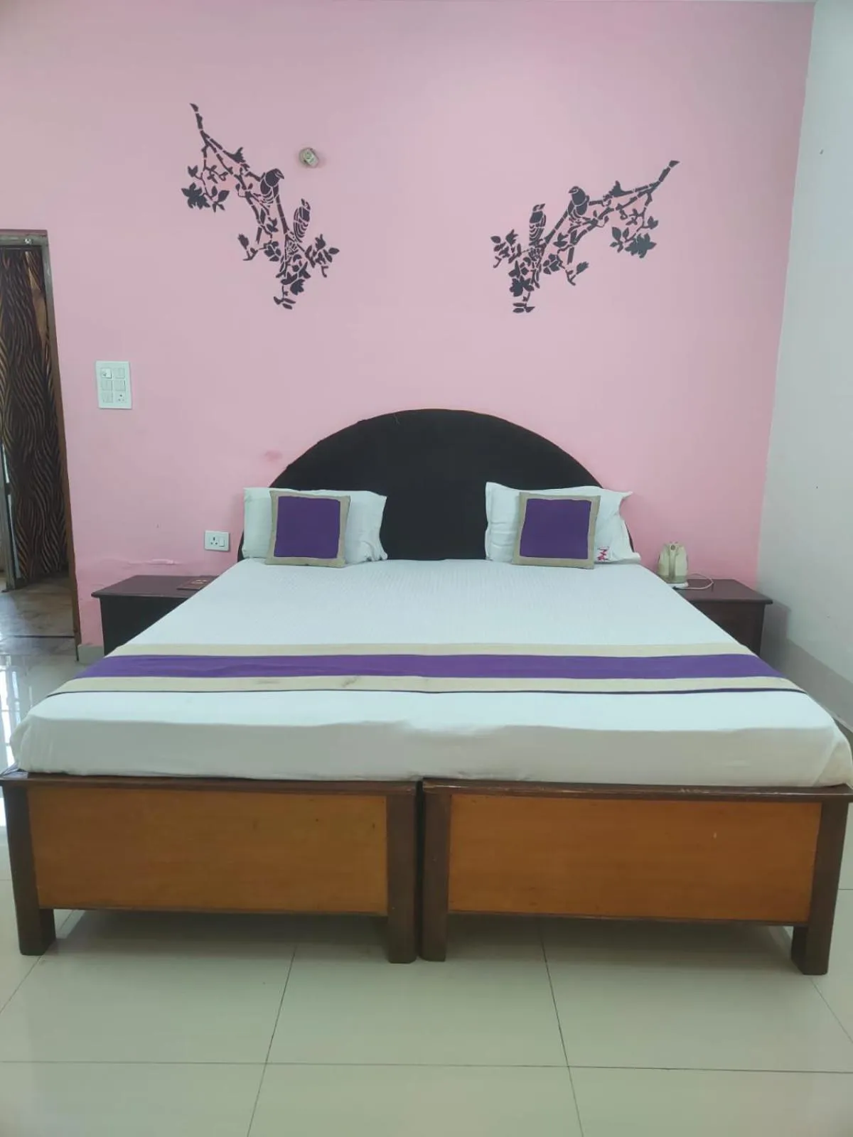 Bed in Mansarover Hotel & Banquets