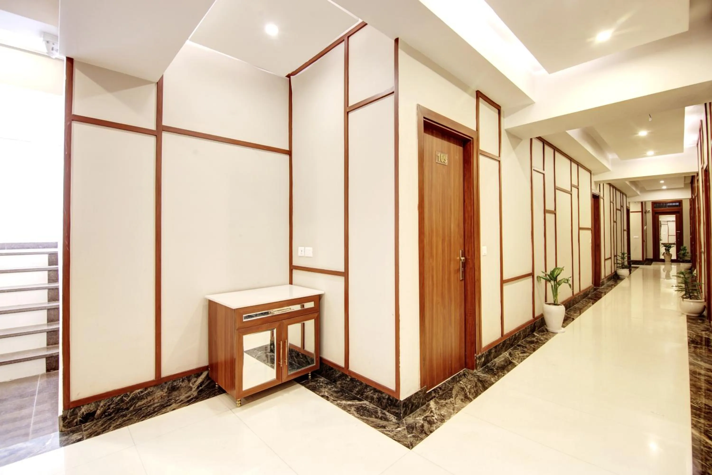 elevator in Marks Hotel & Banquet