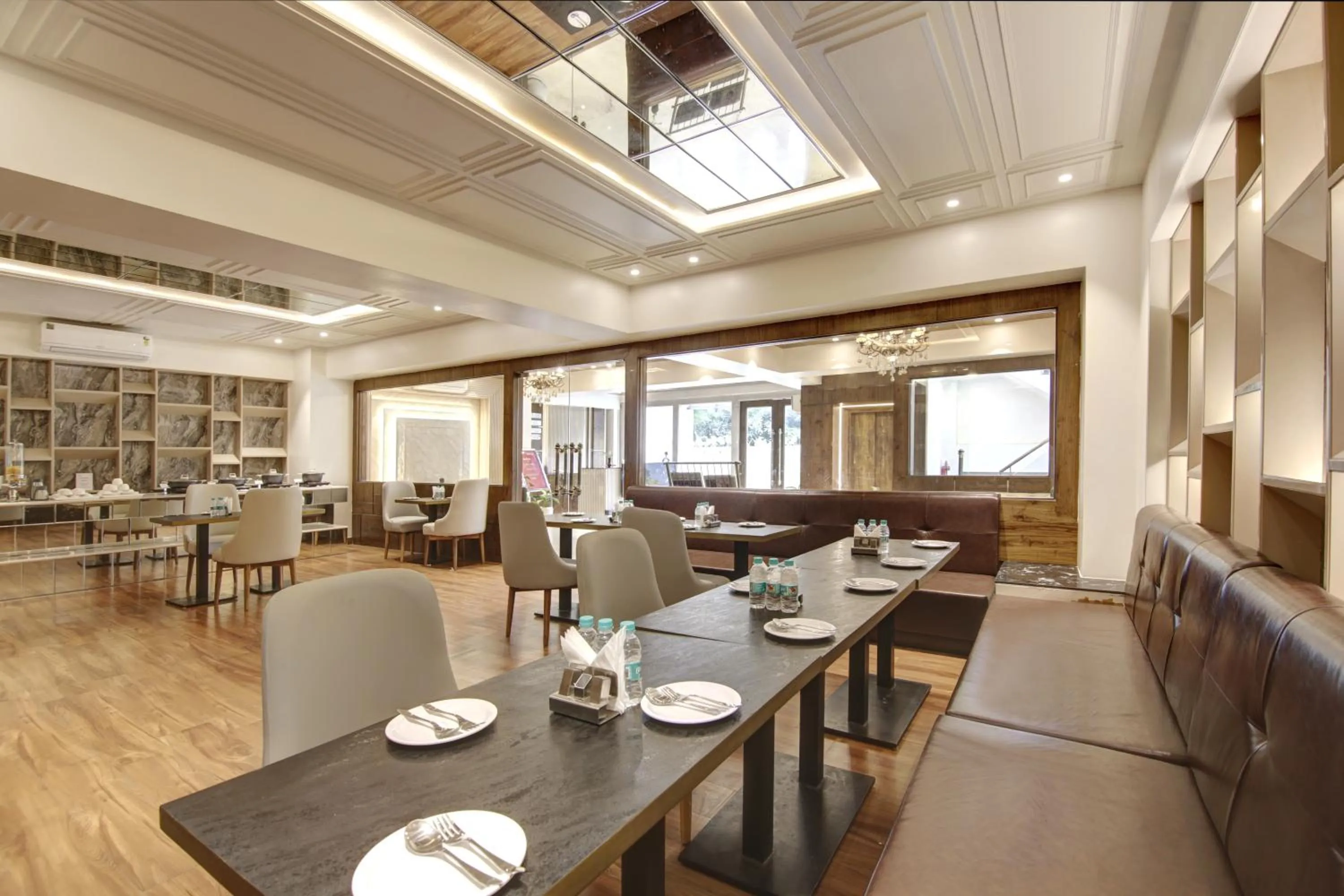 Marks Hotel & Banquet