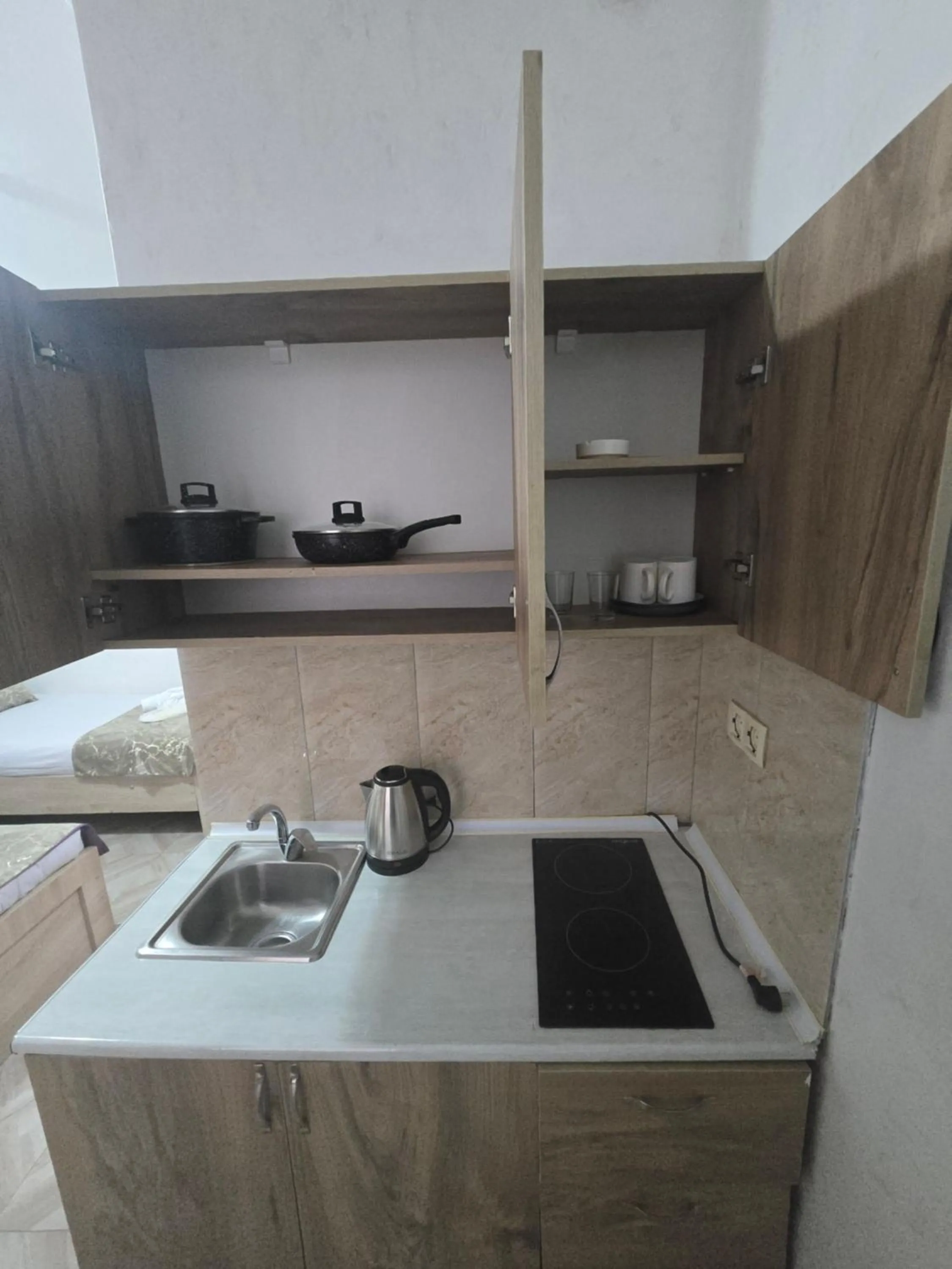 Coffee/tea facilities in Batumi Inn Hotel