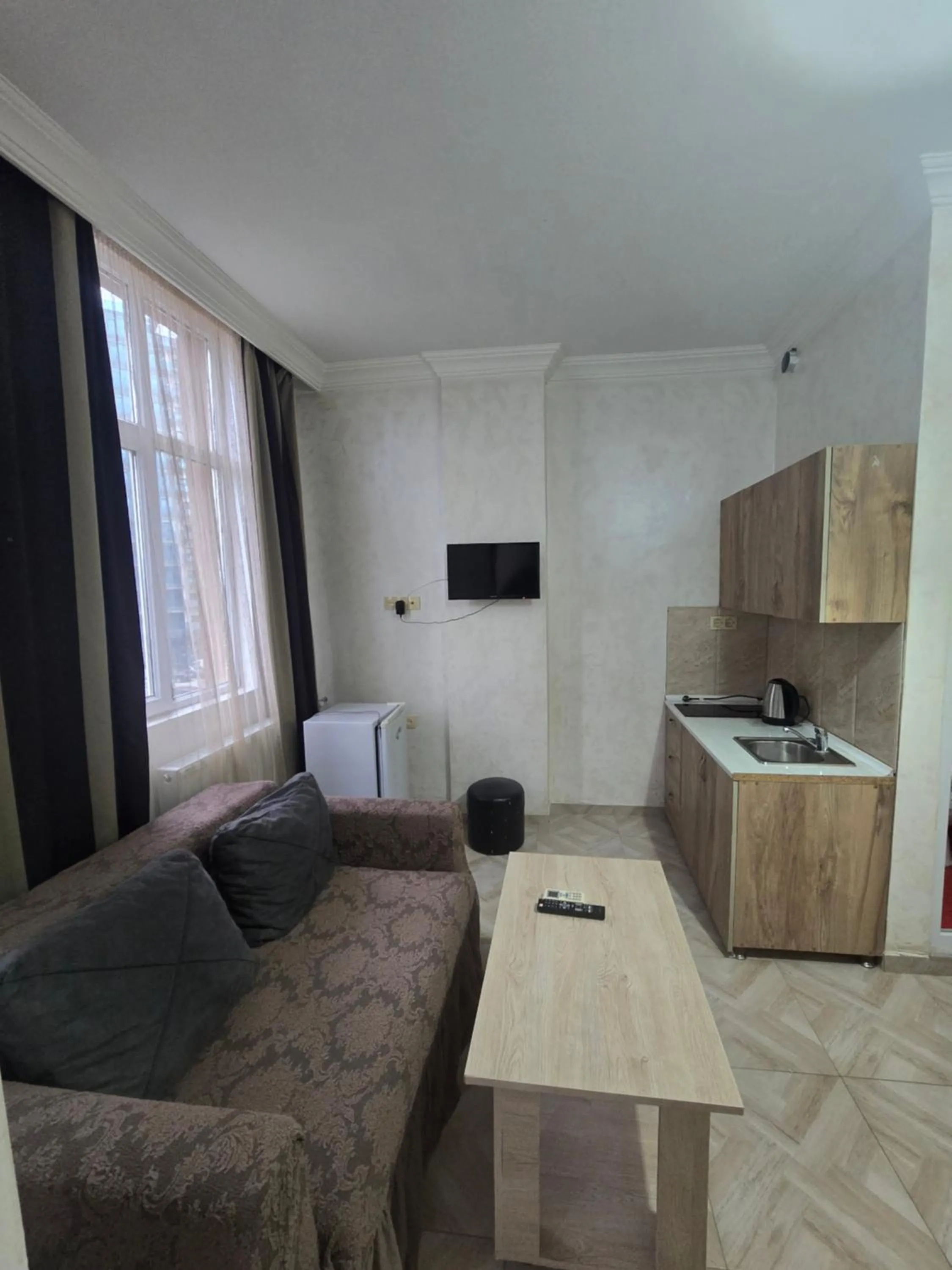 Kitchen or kitchenette in Batumi Inn Hotel